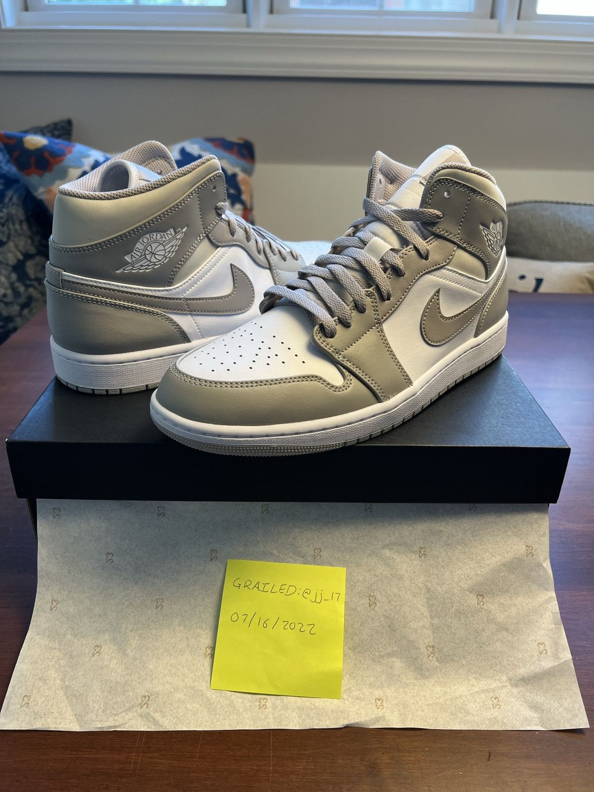 Jordan Brand × Nike Jordan 1 Mid ‘College Grey’ Size US 11 / EU 44 - 1 Thumbnail
