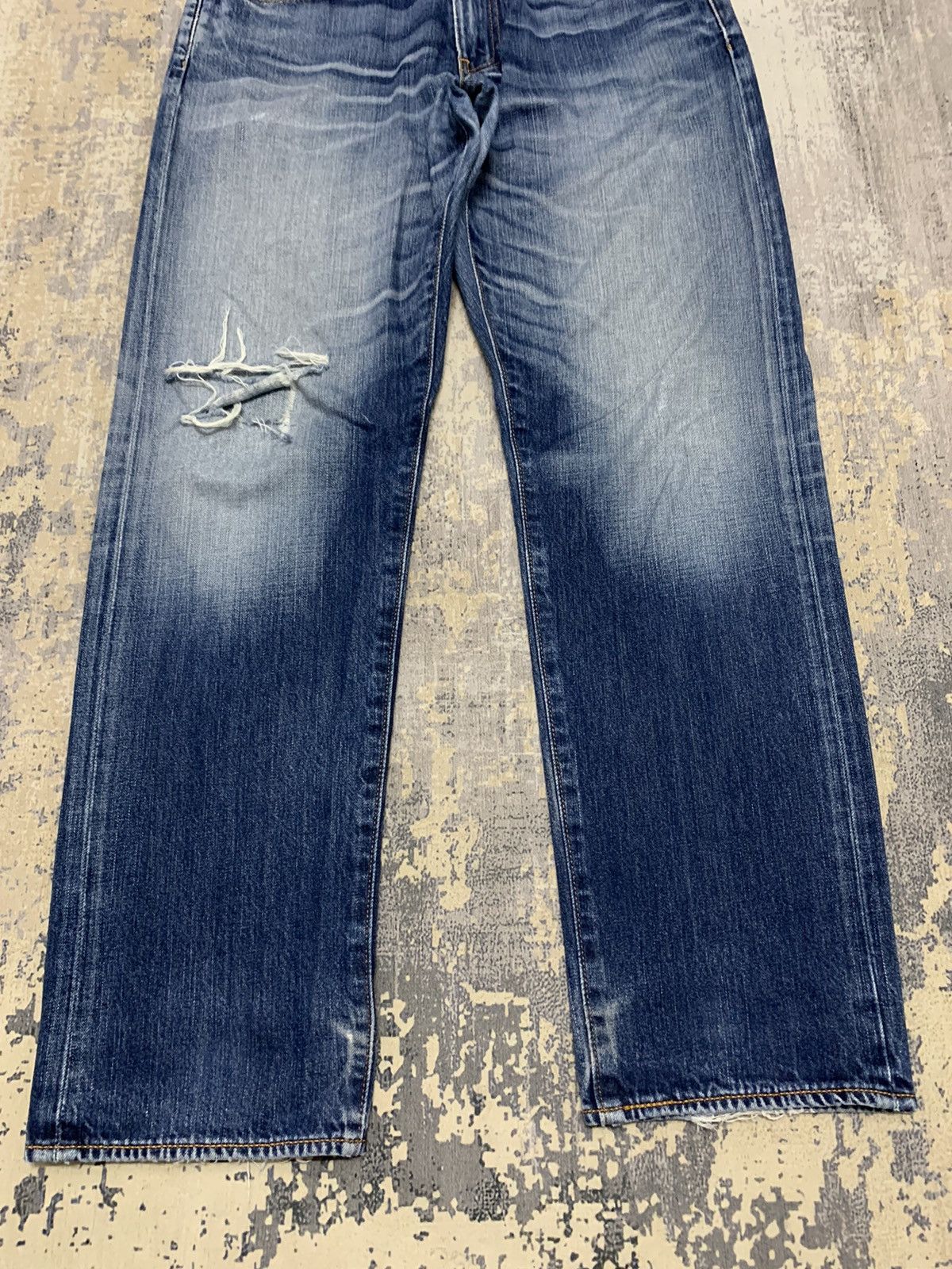Levi's Vintage Levis 503 Jeans Distressed Denim Jeans 33x31.5 Size US 33 - 4 Thumbnail