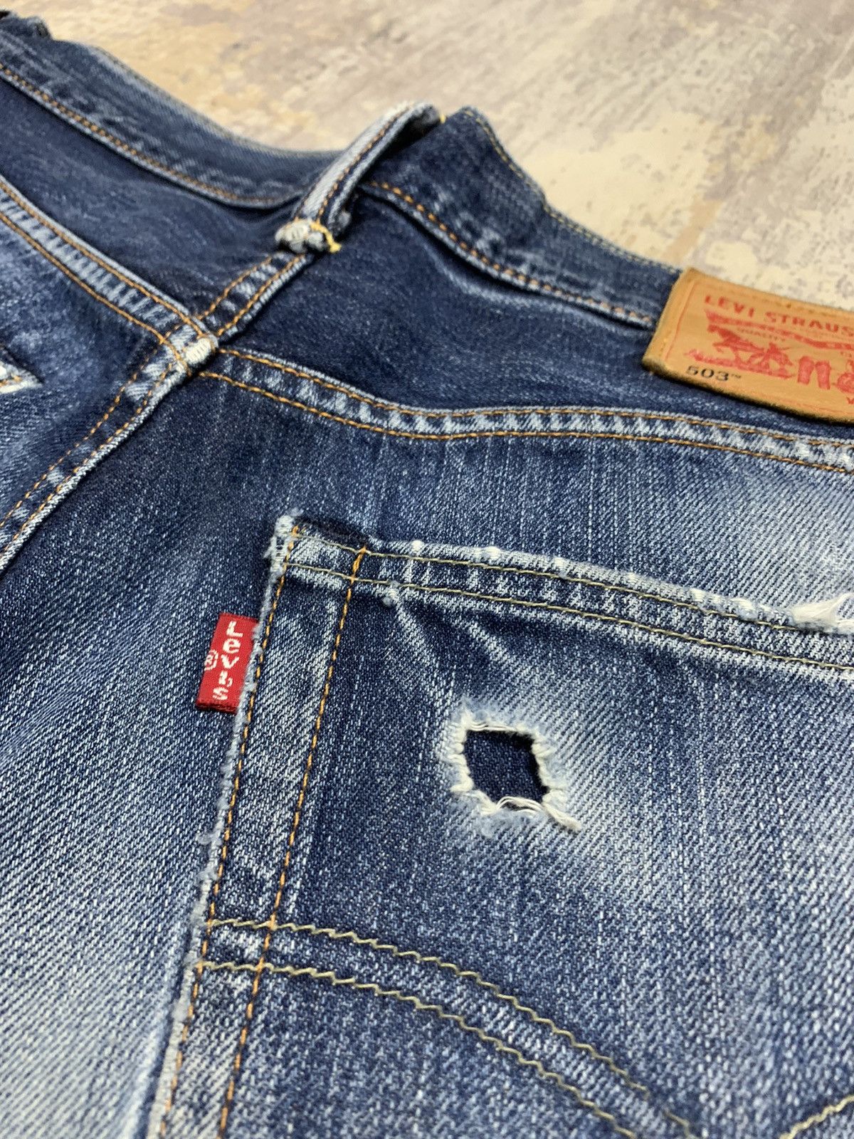 Levi's Vintage Levis 503 Jeans Distressed Denim Jeans 33x31.5 Size US 33 - 15 Thumbnail