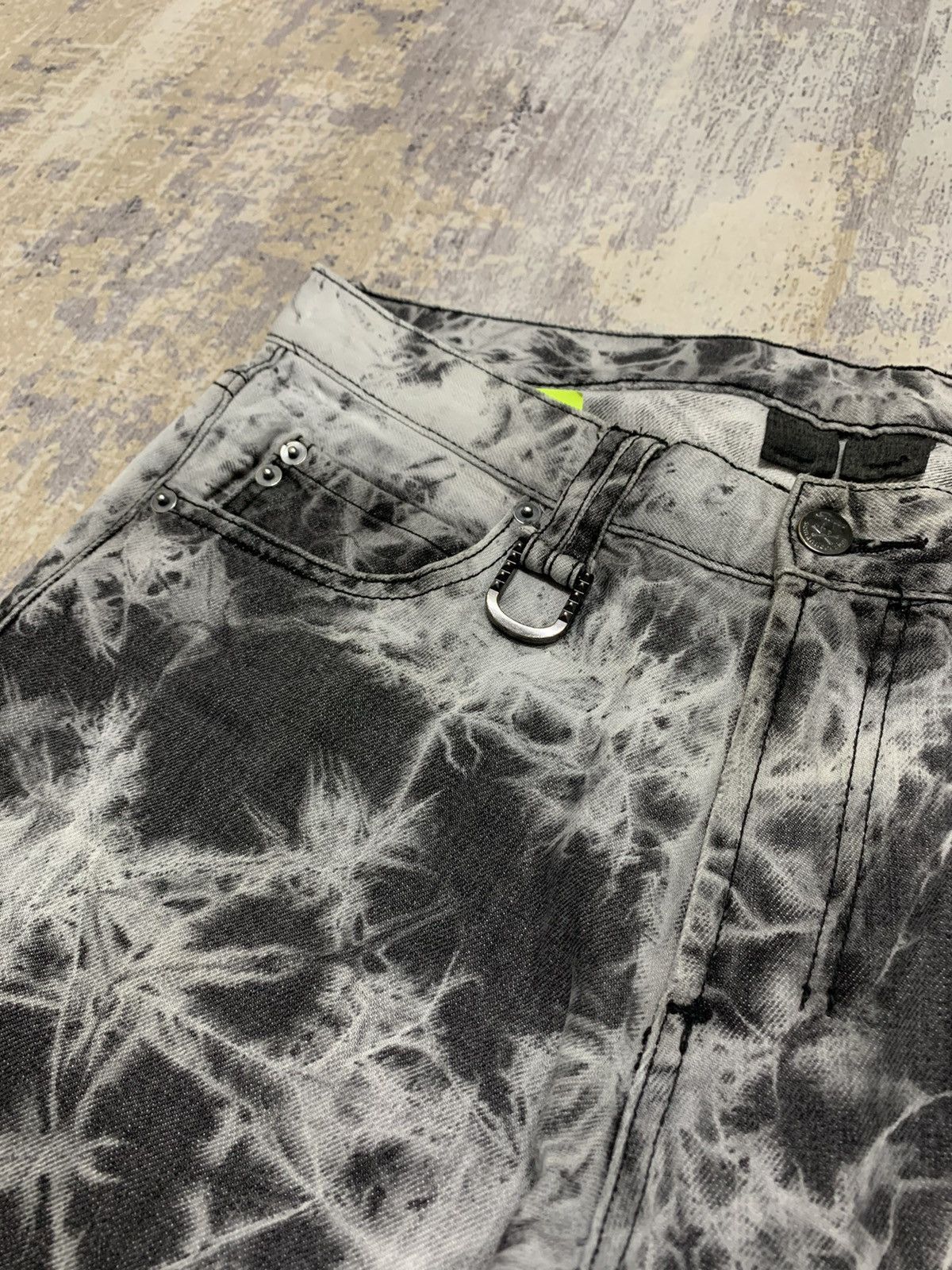 Japanese Brand Roen X Semantic Design Distressed Acid Wash Jeans 33x31 Size US 33 - 7 Thumbnail