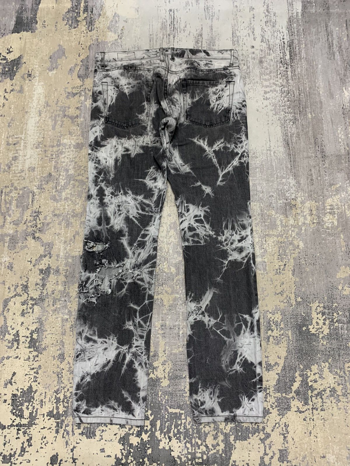 Japanese Brand Roen X Semantic Design Distressed Acid Wash Jeans 33x31 Size US 33 - 11 Thumbnail