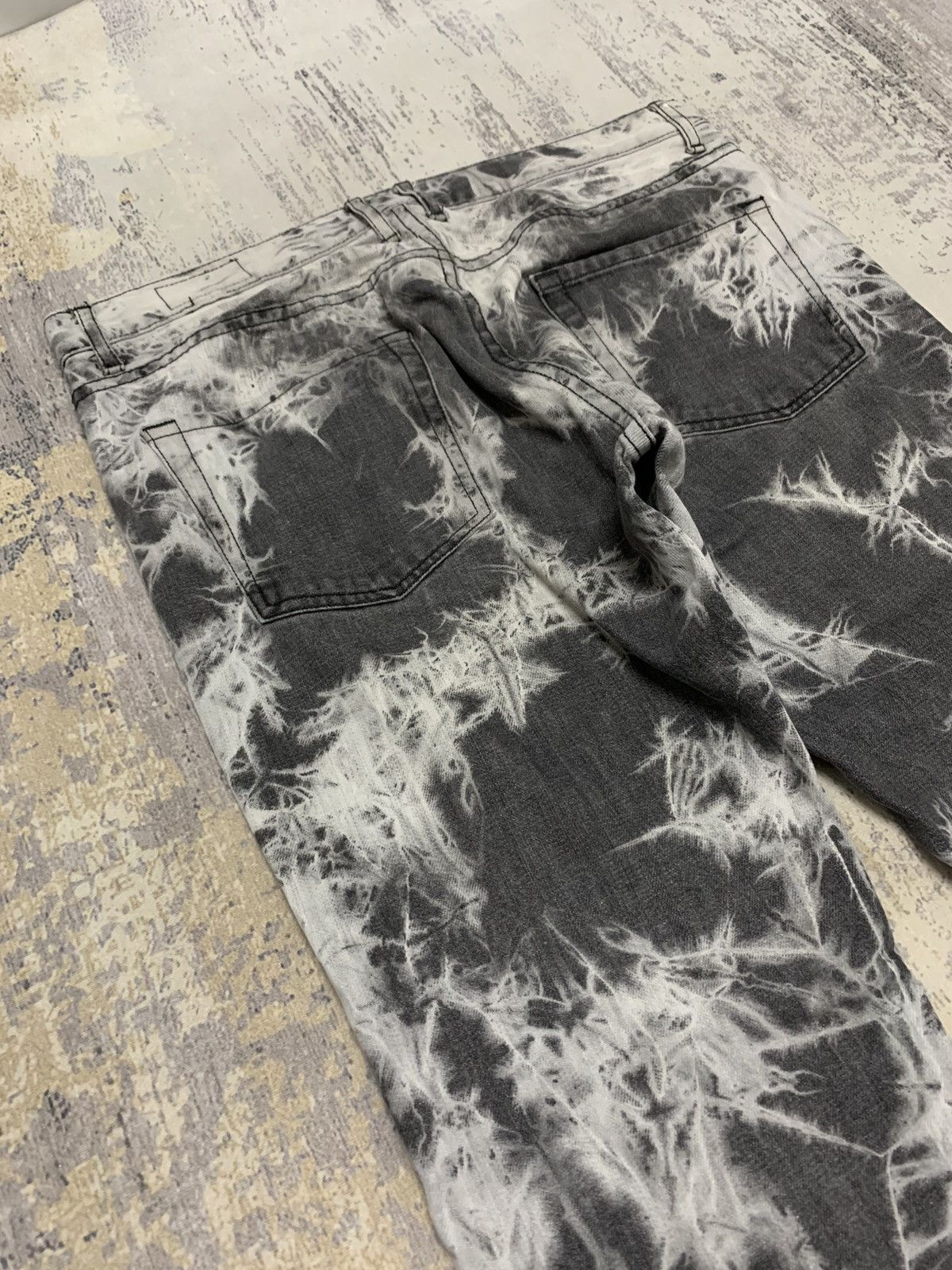 Japanese Brand Roen X Semantic Design Distressed Acid Wash Jeans 33x31 Size US 33 - 12 Thumbnail