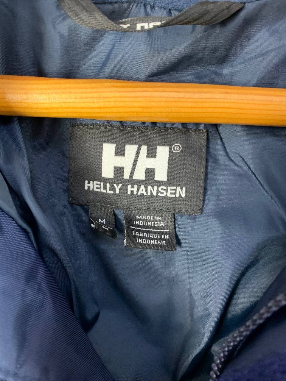 Helly Hansen Helly Hansen jacket blue vintage M Size US M / EU 48-50 / 2 - 10 Thumbnail