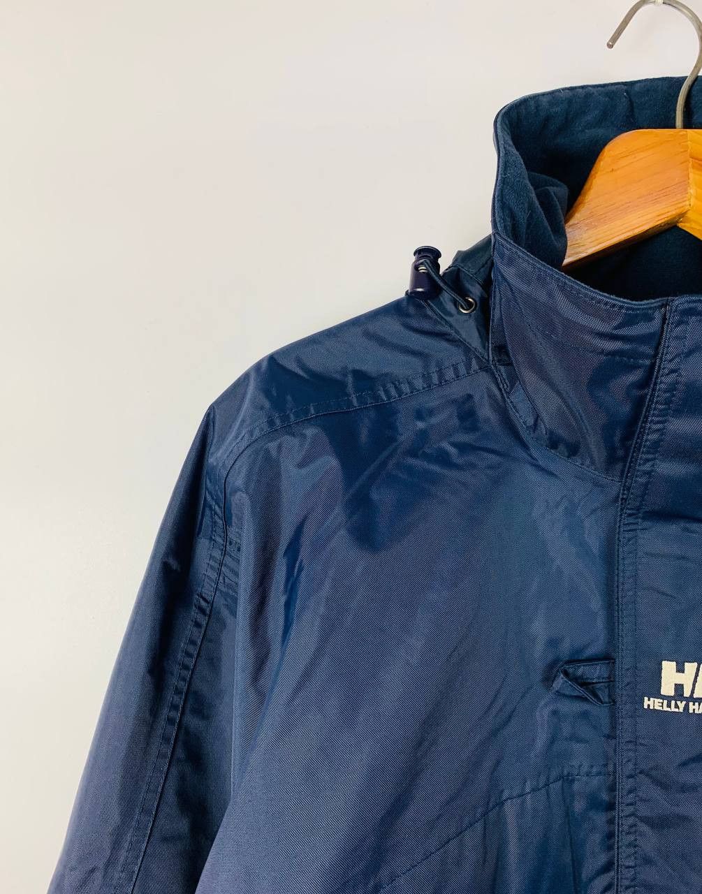 Helly Hansen Helly Hansen jacket blue vintage M Size US M / EU 48-50 / 2 - 3 Thumbnail