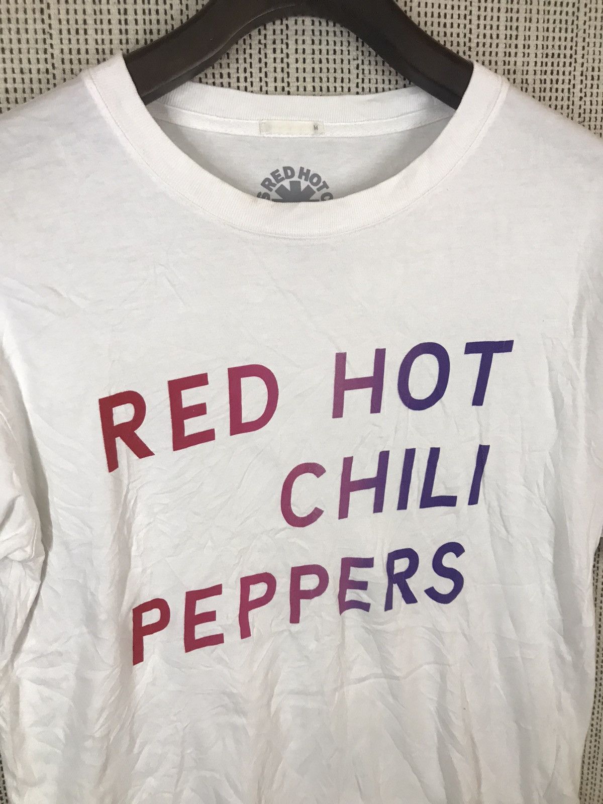Band Tees ‼️RED HOT CHILI PEPPERS TSHIRT 2017 by Gu‼️ Size US M / EU 48-50 / 2 - 3 Thumbnail