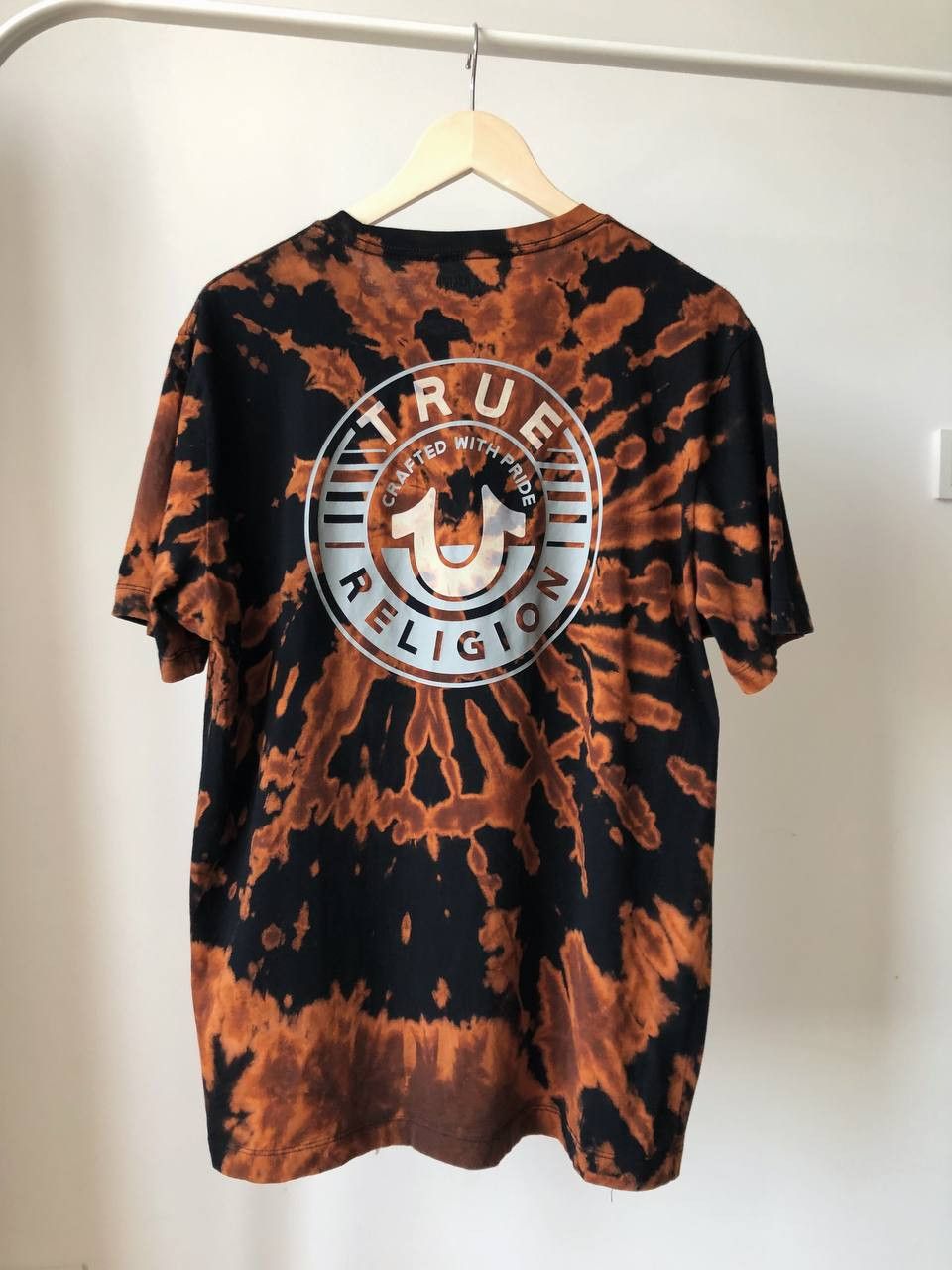 True Religion True religion tye dye t shirt back big logo Size US L / EU 52-54 / 3 - 1 Thumbnail