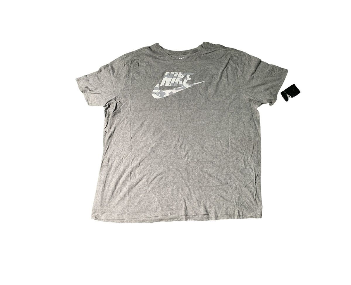 Image of Nike Swoosh Camo Logo Tee Big Size 4Xl in Grey, Men's