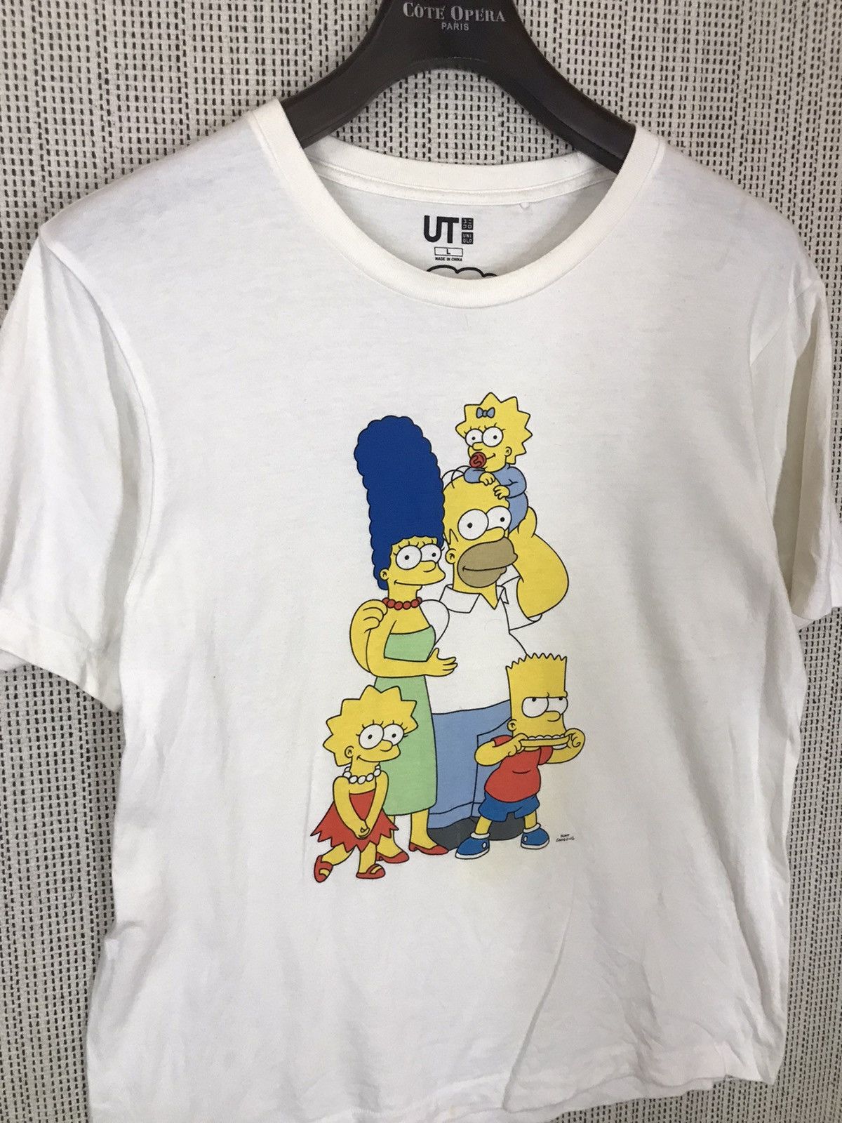 Japanese Brand × The Simpsons × Uniqlo ‼️UNIQLO X THE SIMPONS FAMILY TSHIRT ‼️ Size US L / EU 52-54 / 3 - 4 Thumbnail