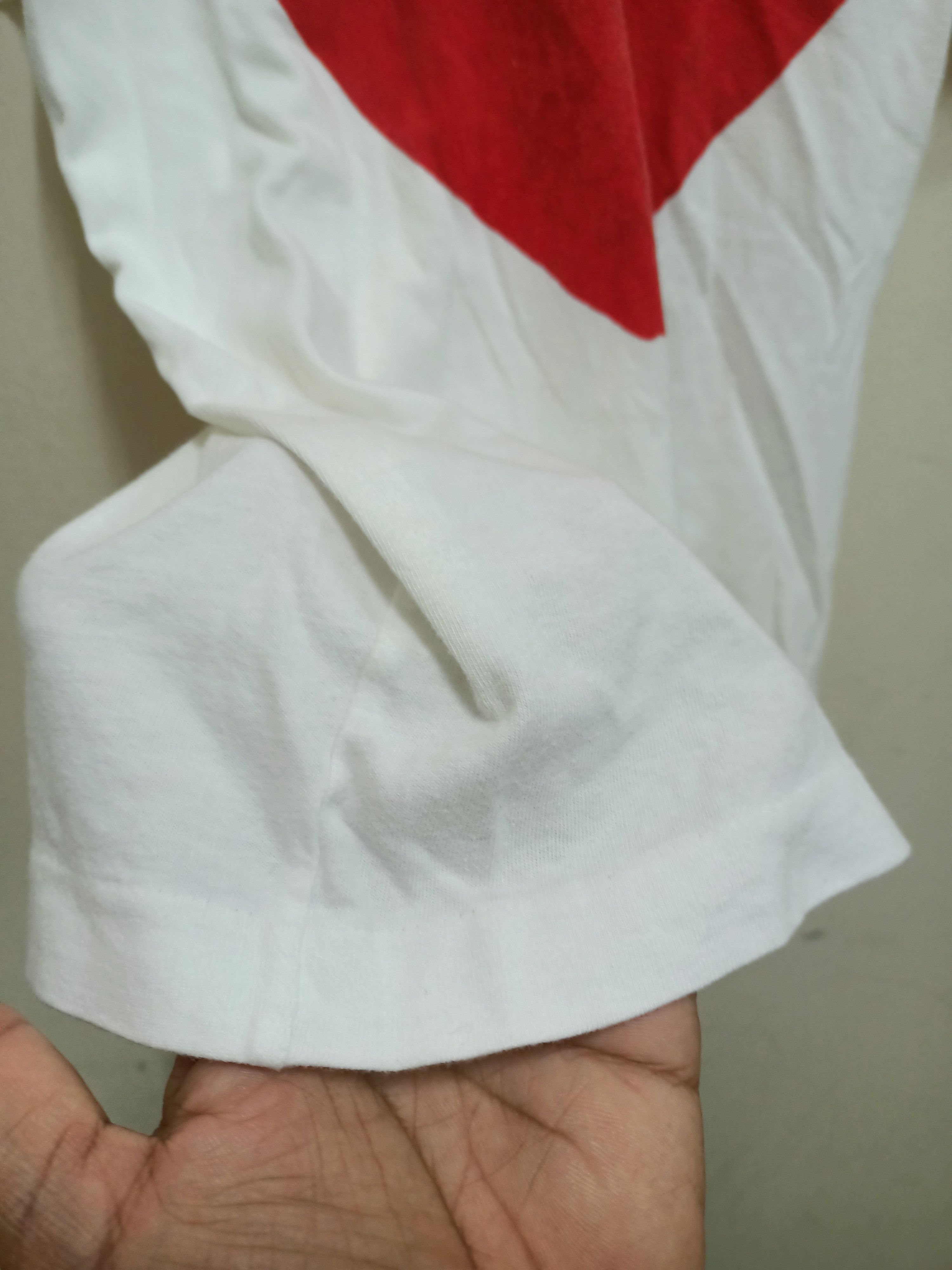 CDG by Comme des Garcons Play Comme des Garcons t-shirt Size S / US 4 / IT 40 - 6 Thumbnail