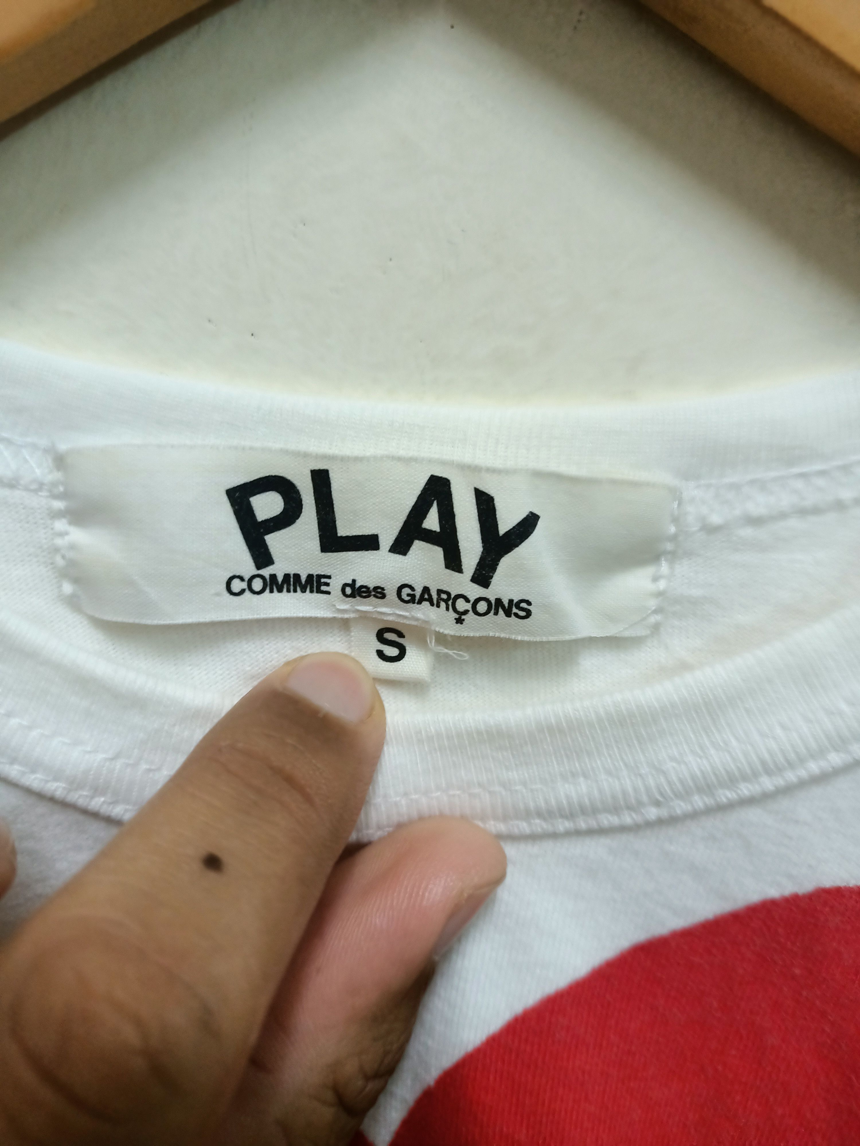CDG by Comme des Garcons Play Comme des Garcons t-shirt Size S / US 4 / IT 40 - 2 Thumbnail