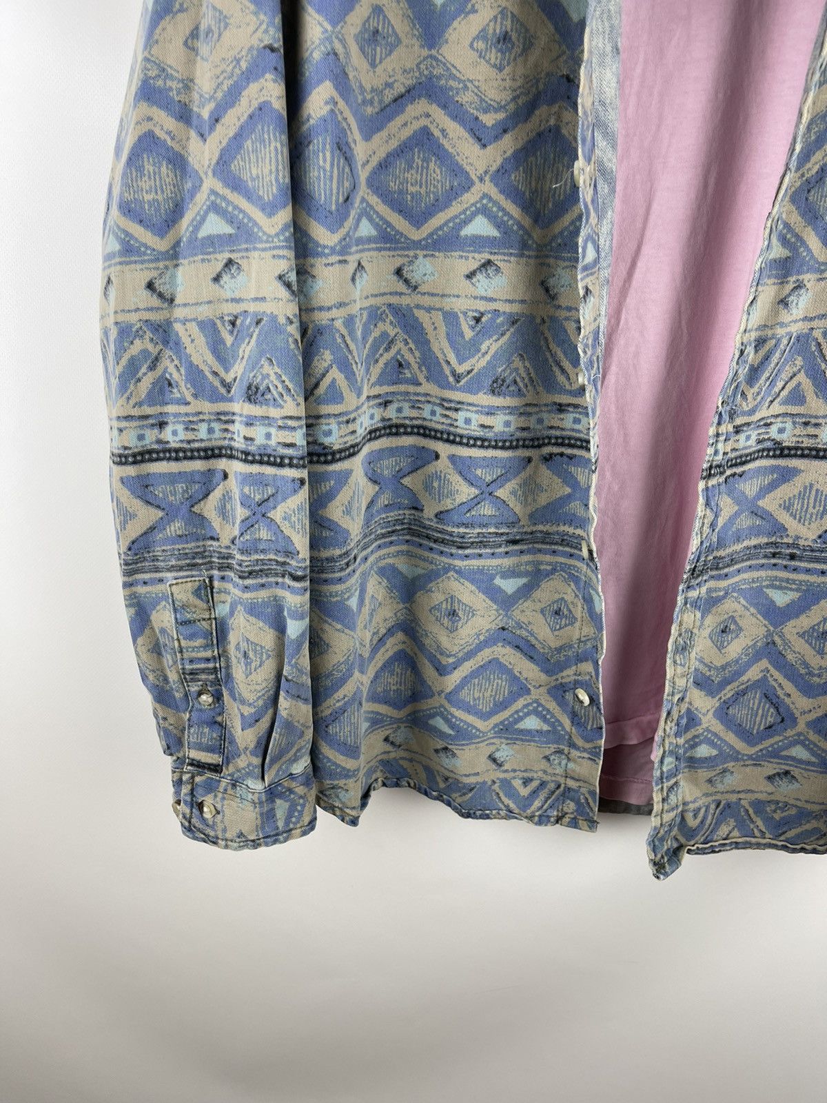 Urban Outfitters × Vintage Urban outfitters vintage geometrical pattern flannel shirt Size US M / EU 48-50 / 2 - 3 Thumbnail