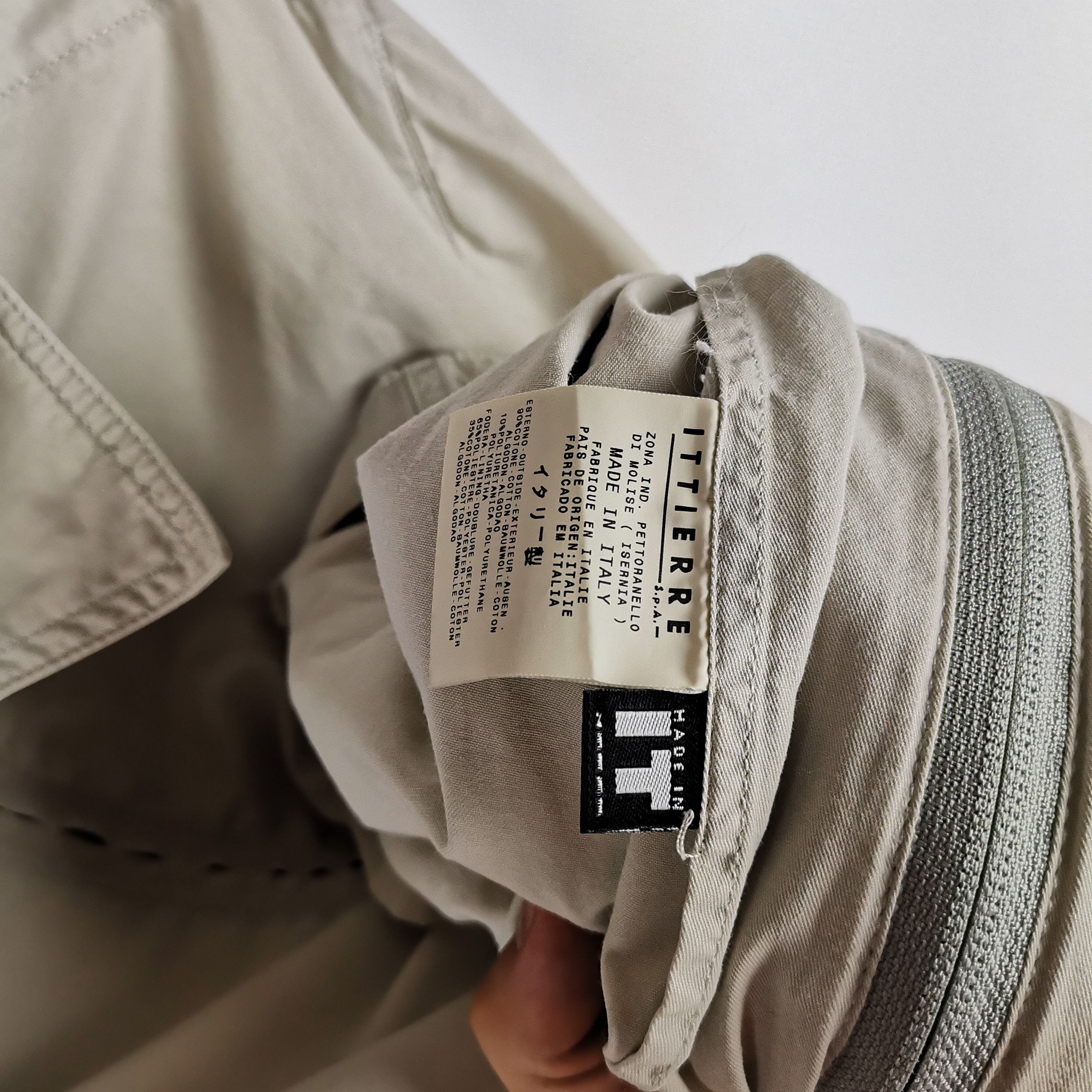 Versace Jeans Couture Versace Jeans Couture vintage beige bomber jacket Size US M / EU 48-50 / 2 - 5 Thumbnail