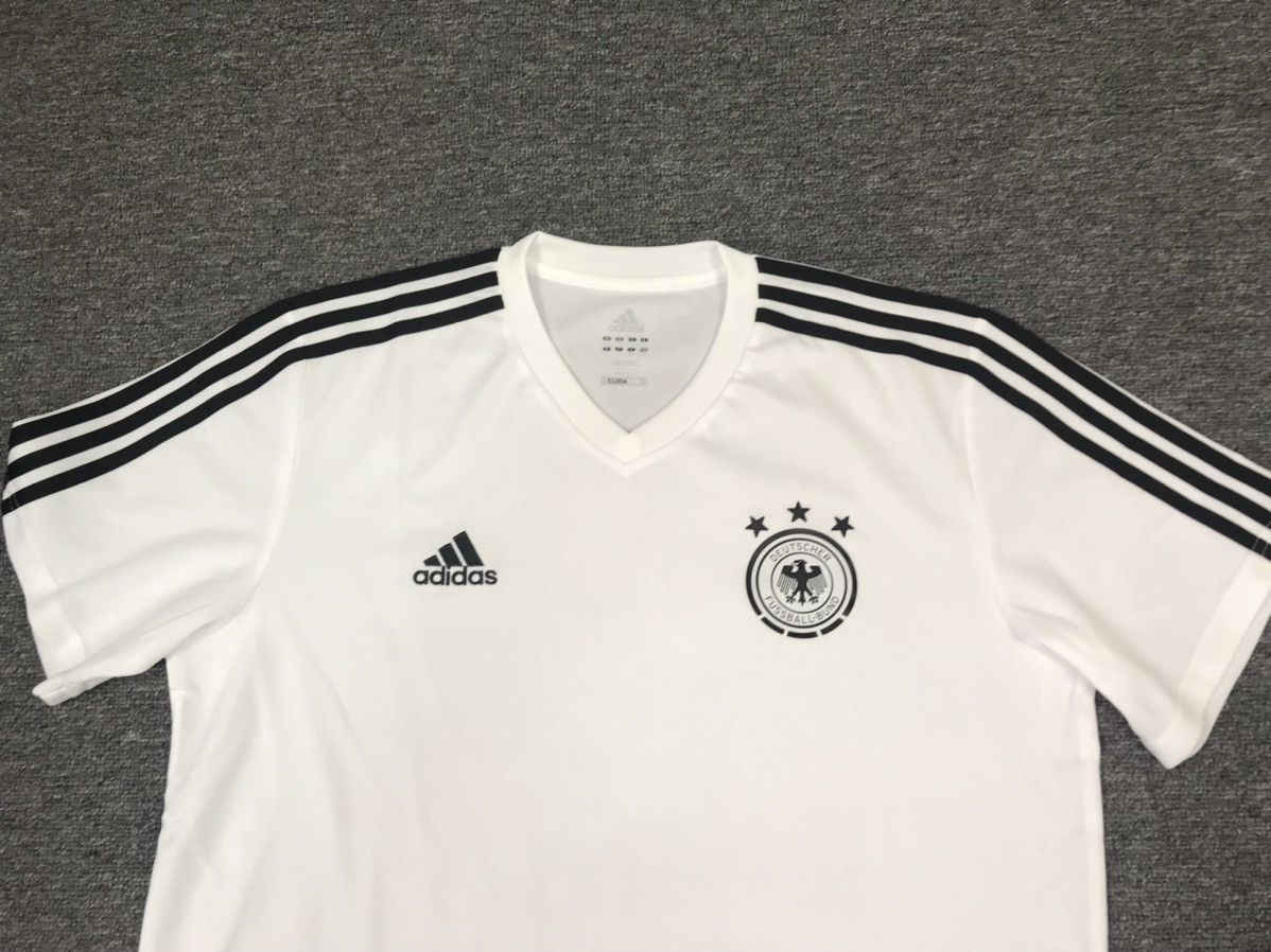 Adidas Germany Jersey 2011/12 SIZE L Shirt Training Adidas X21789 Size US L / EU 52-54 / 3 - 3 Thumbnail