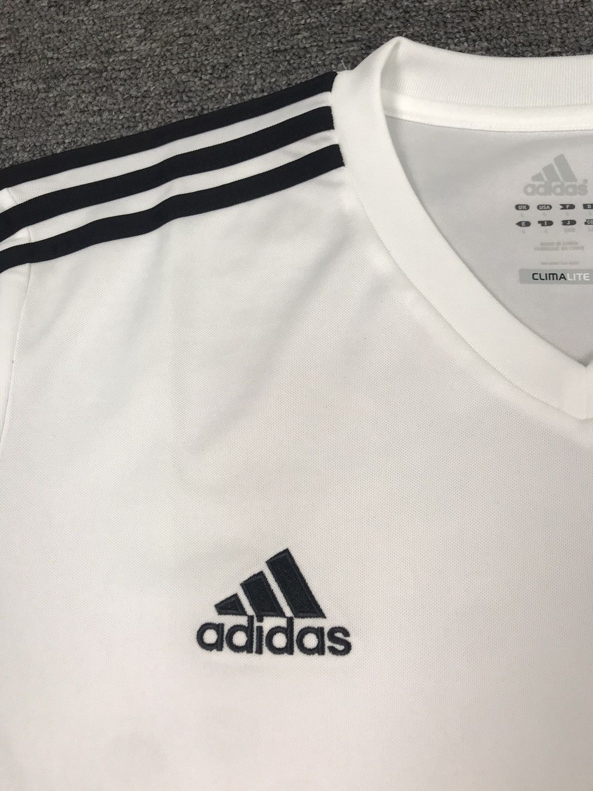 Adidas Germany Jersey 2011/12 SIZE L Shirt Training Adidas X21789 Size US L / EU 52-54 / 3 - 4 Thumbnail