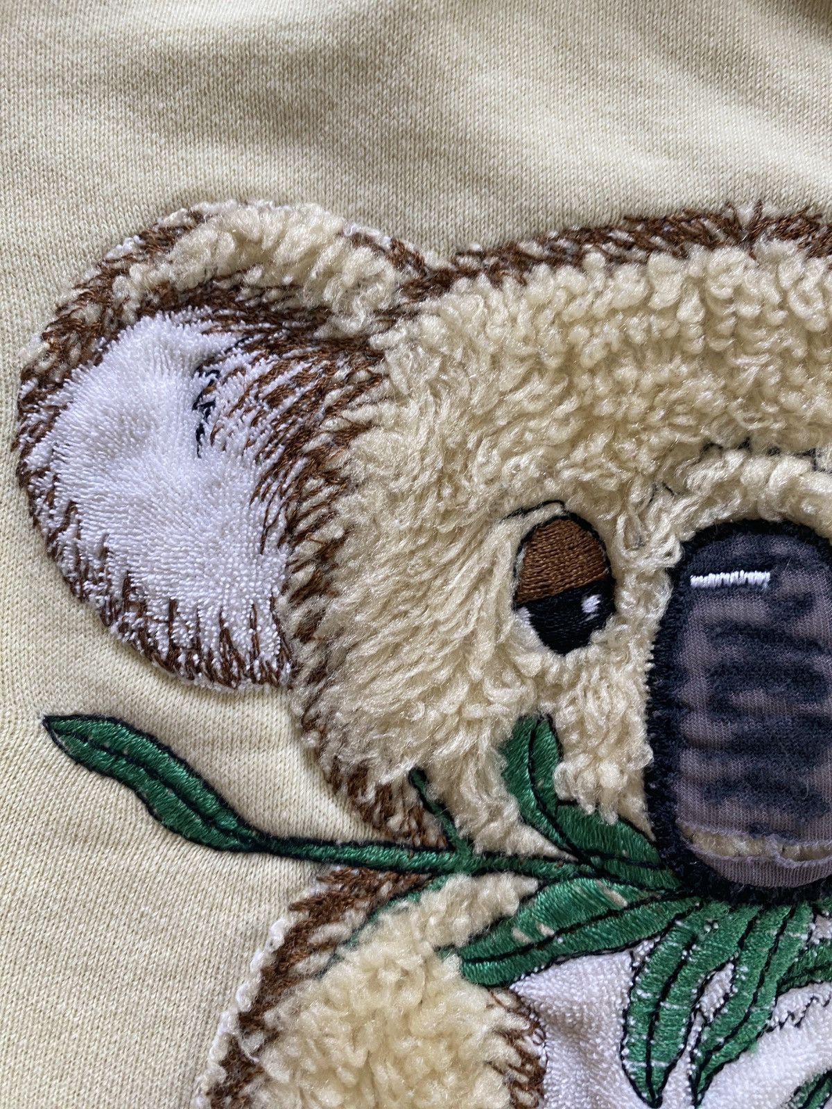 Vintage Vintage 80’s Whispers Fuzzy Koala Raglan Crewneck Sweatshirt Size US XS / EU 42 / 0 - 4 Thumbnail