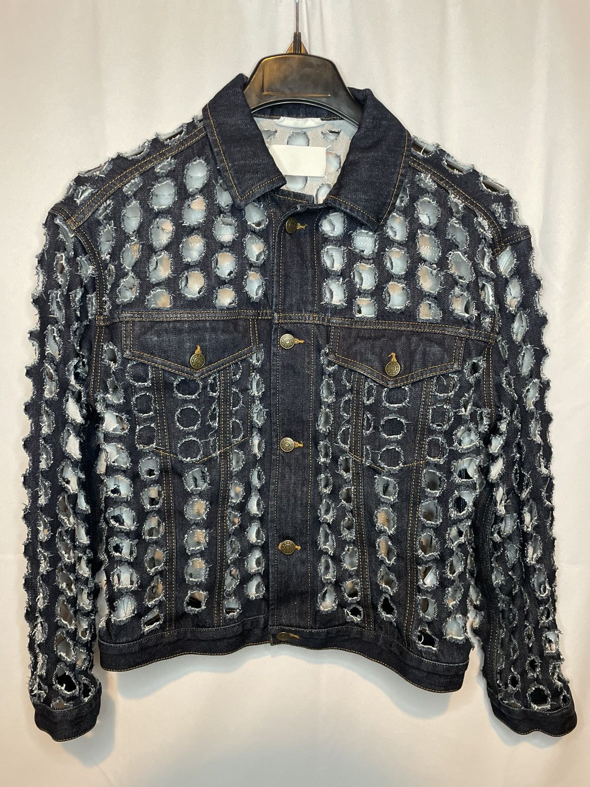 Maison Margiela Maison Margiela Punch Hole Denim Jacket Size XS / US 0-2 / IT 36-38 - 1 Thumbnail