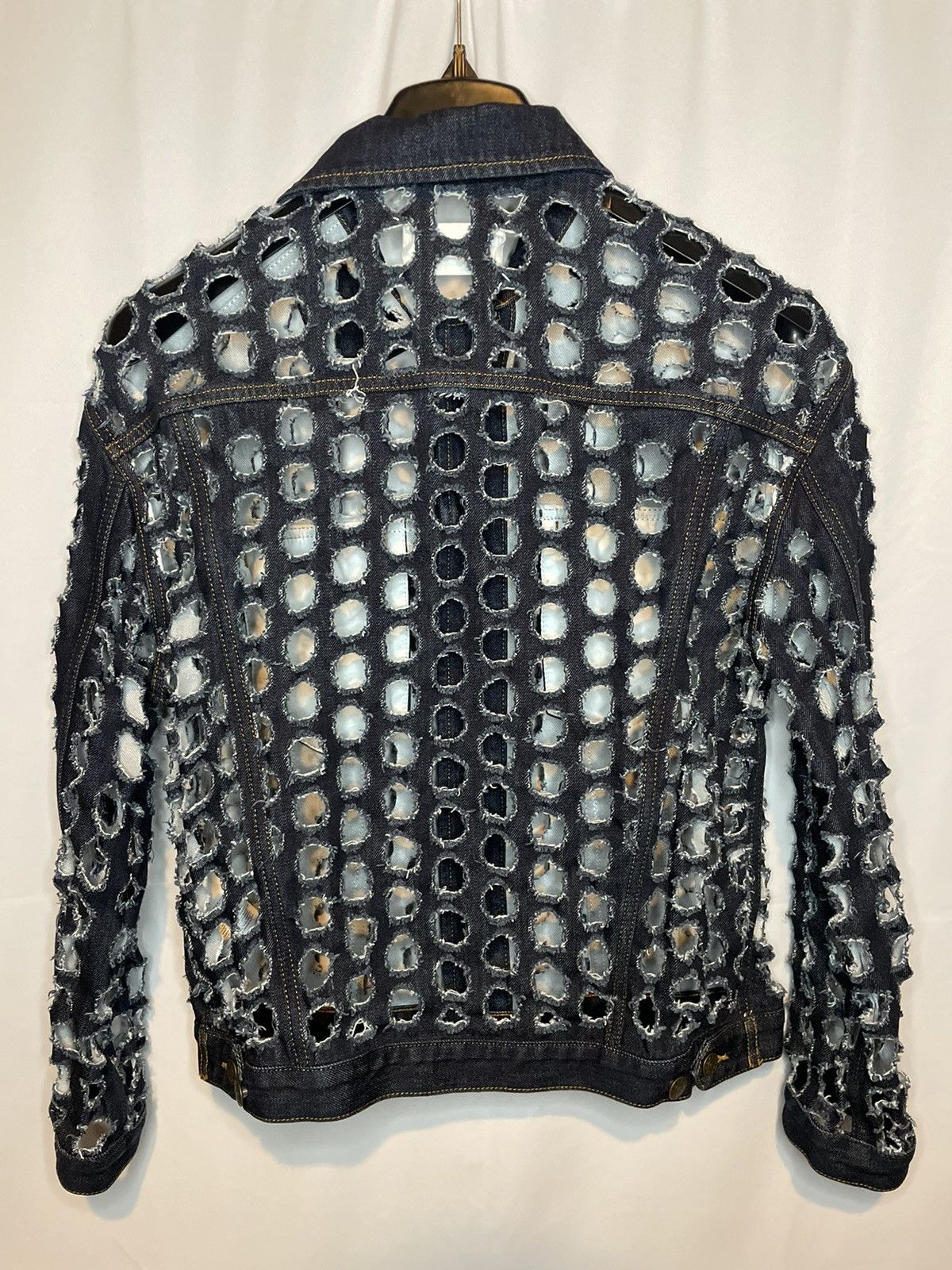 Maison Margiela Maison Margiela Punch Hole Denim Jacket Size XS / US 0-2 / IT 36-38 - 2 Thumbnail