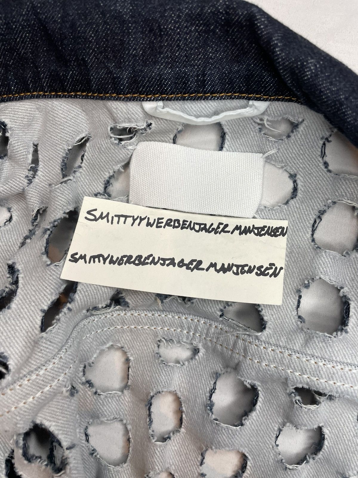 Maison Margiela Maison Margiela Punch Hole Denim Jacket Size XS / US 0-2 / IT 36-38 - 4 Thumbnail
