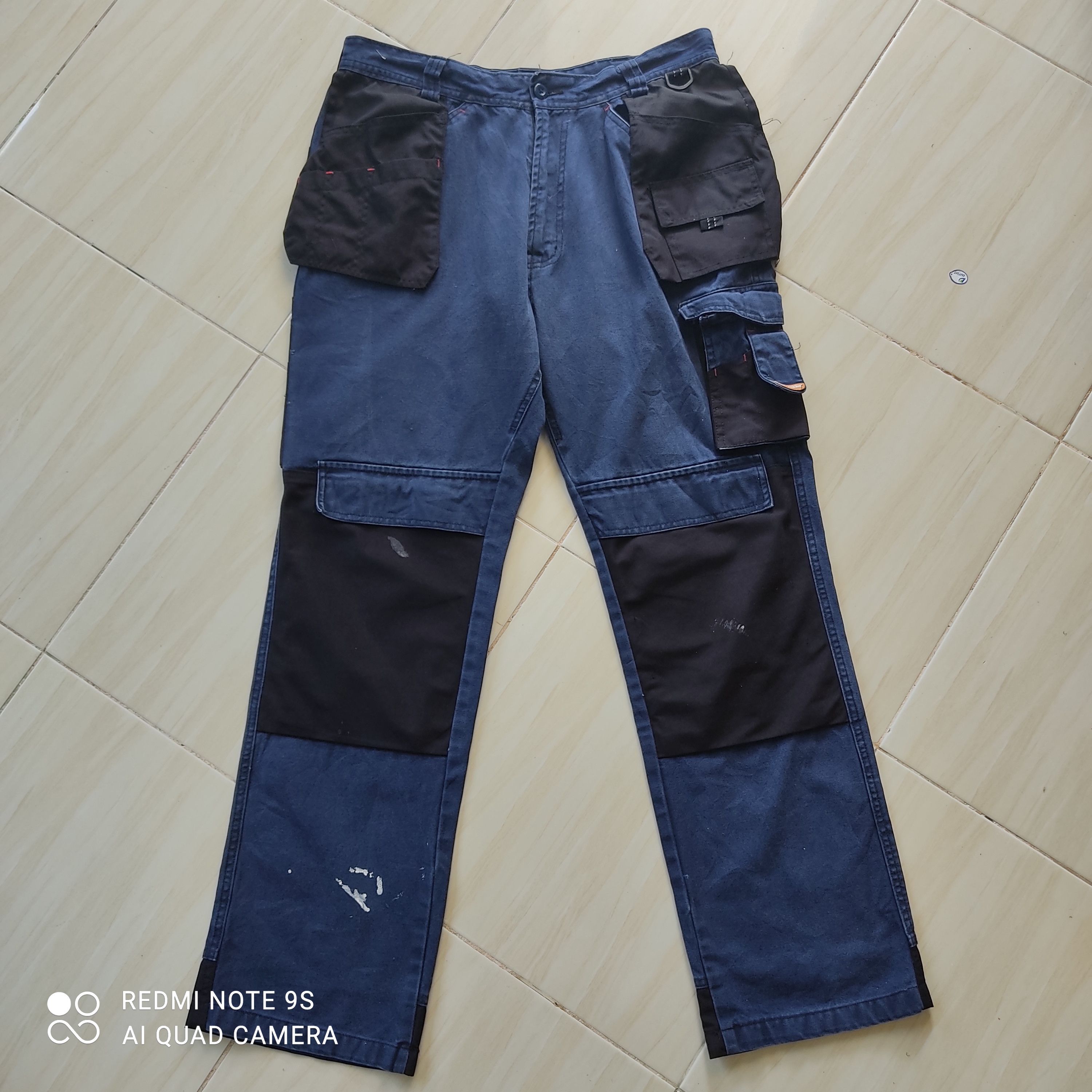 Japanese Brand 19 Multipocket Patchwork Hard Yakka Utility Cargo Pant Size US 34 / EU 50 - 1 Thumbnail