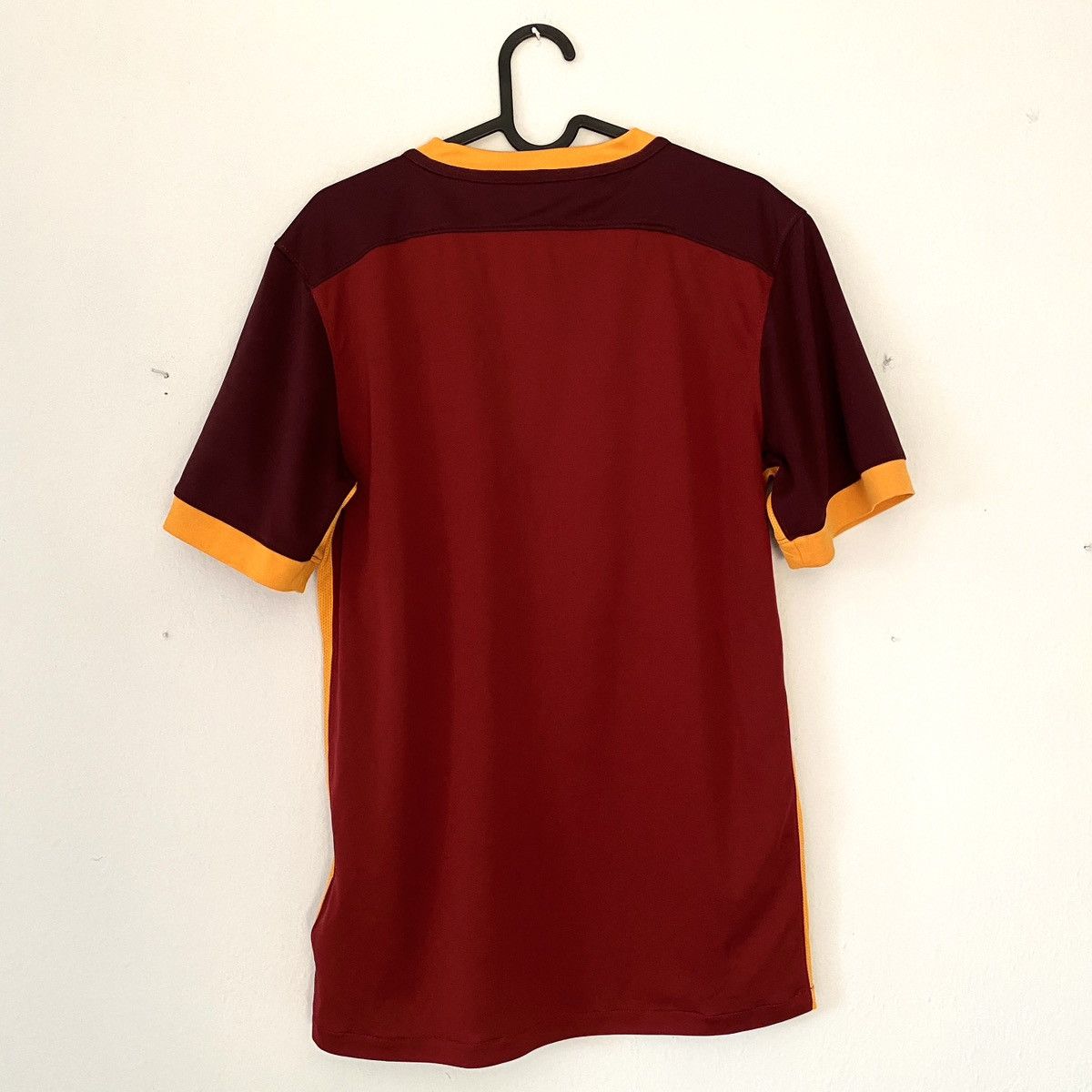 Nike 2015 2016 AS Roma Italy Nike Home Away Soccer Jersey Shirt Size US S / EU 44-46 / 1 - 6 Thumbnail