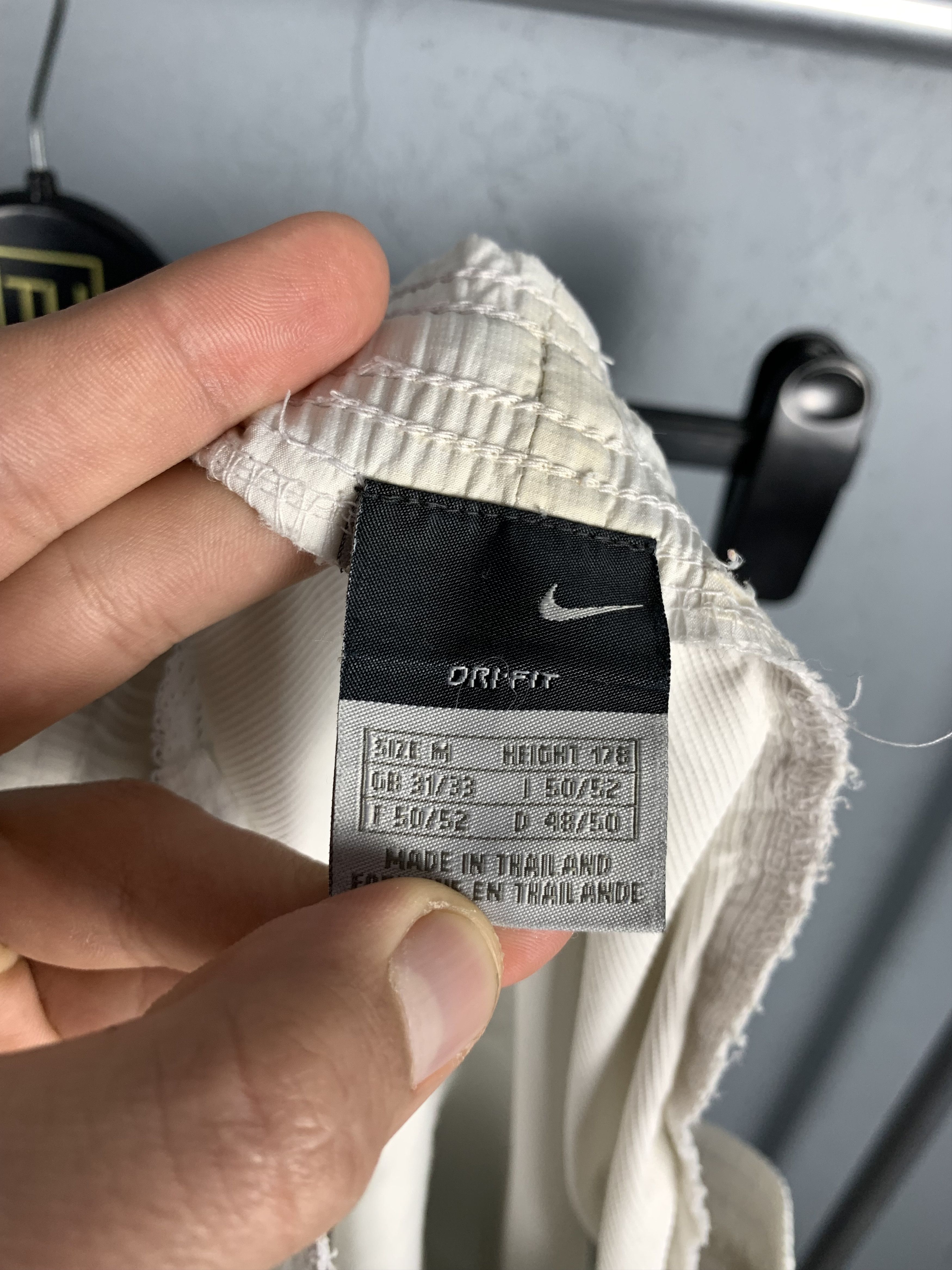 Nike × Vintage Vintage Nike Mens Shorts Dri Fit Y2K Size US 32 / EU 48 - 10 Thumbnail