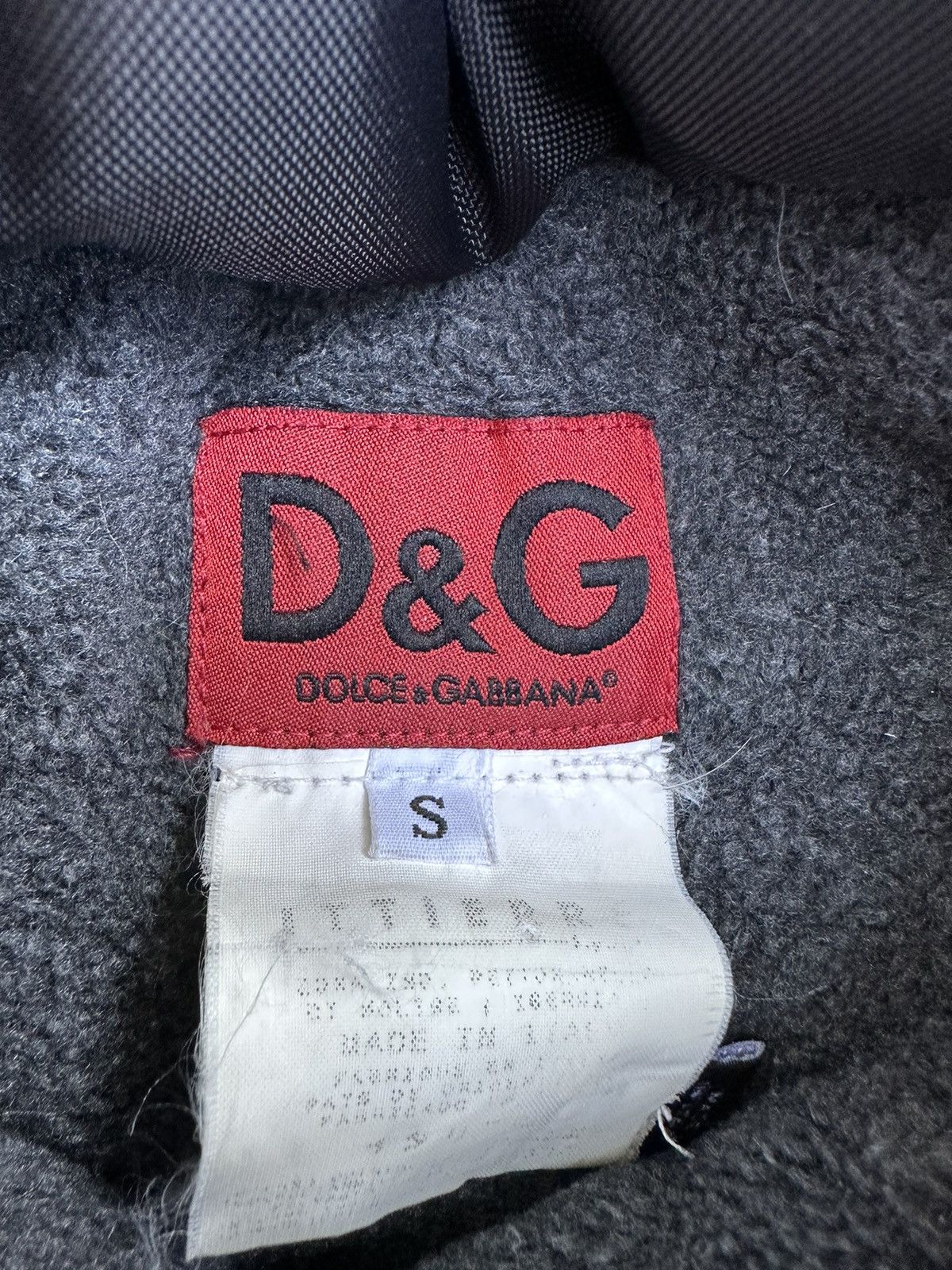 Dolce & Gabbana Vintage 90s Dolce Gabbana Puffer Vest Snow Black Very Rare Size US S / EU 44-46 / 1 - 5 Thumbnail