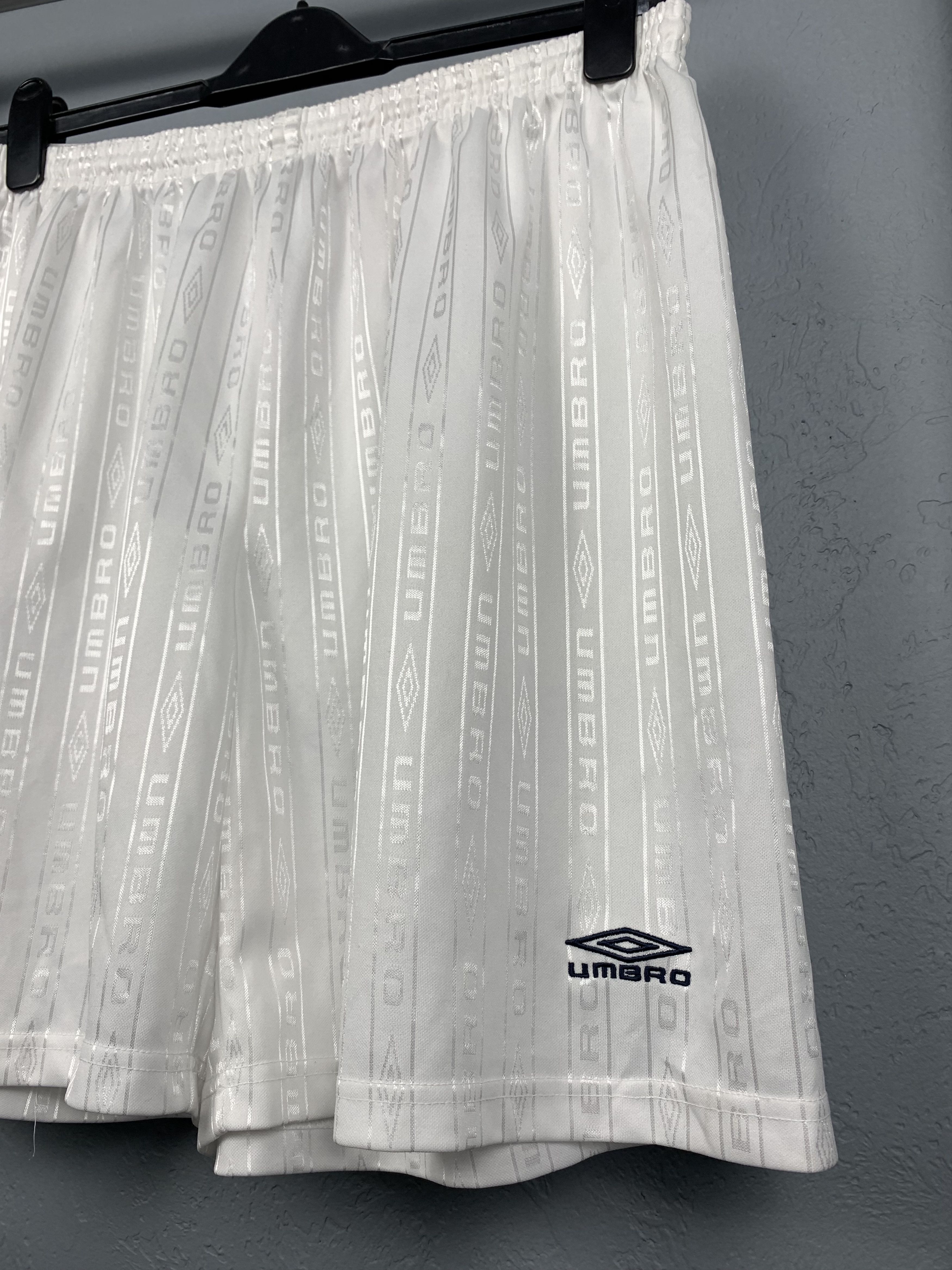 Umbro × Vintage Vintage Umbro Mens Shorts Dri Fit Y2K Size US 36 / EU 52 - 2 Thumbnail
