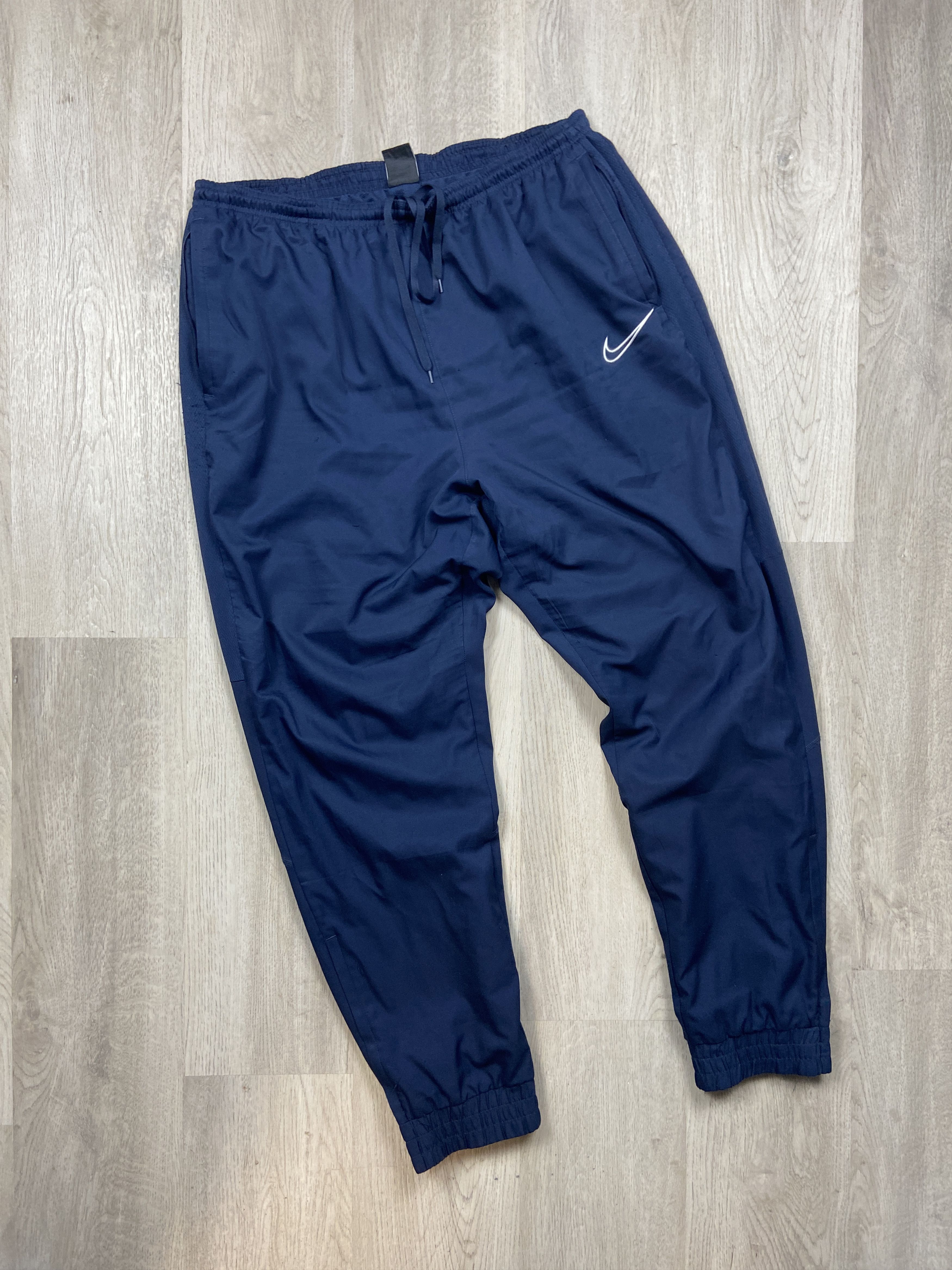 Nike × Vintage Nike Vintage Mens Nylon Pants Drill style Size US 38 / EU 54 - 1 Thumbnail