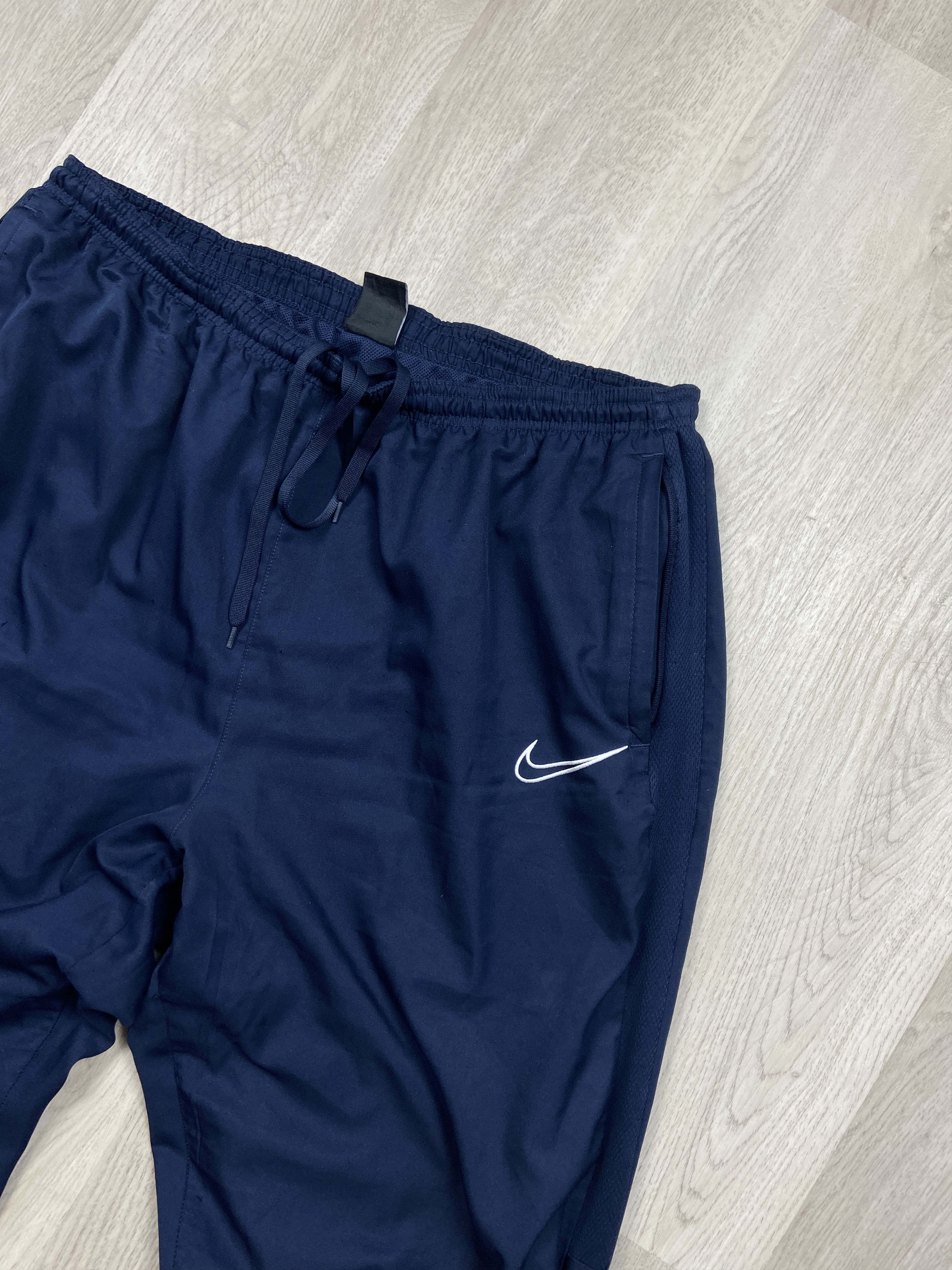Nike × Vintage Nike Vintage Mens Nylon Pants Drill style Size US 38 / EU 54 - 2 Thumbnail