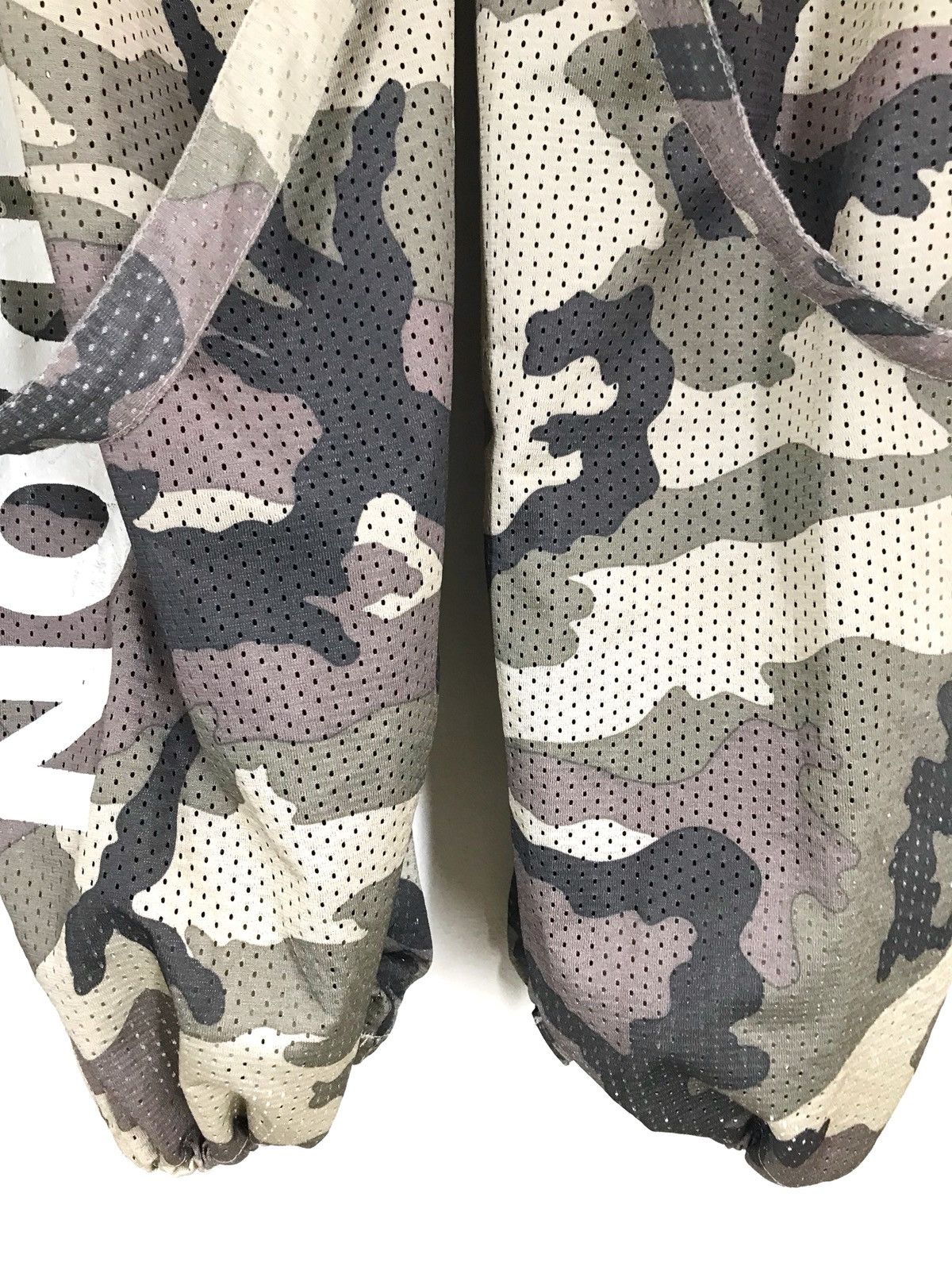 If Six Was Nine R-LONDON Camouflage Mesh Bondage Parachute Urban Cargo Pant Size US 29 - 15 Thumbnail
