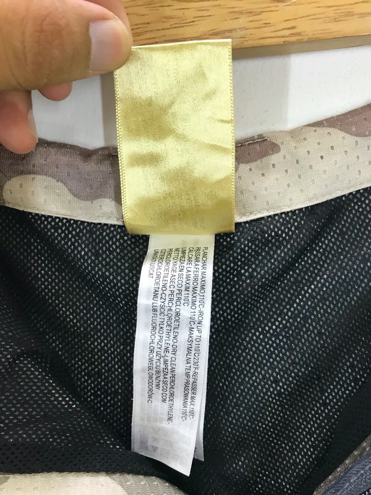 If Six Was Nine R-LONDON Camouflage Mesh Bondage Parachute Urban Cargo Pant Size US 29 - 22 Thumbnail
