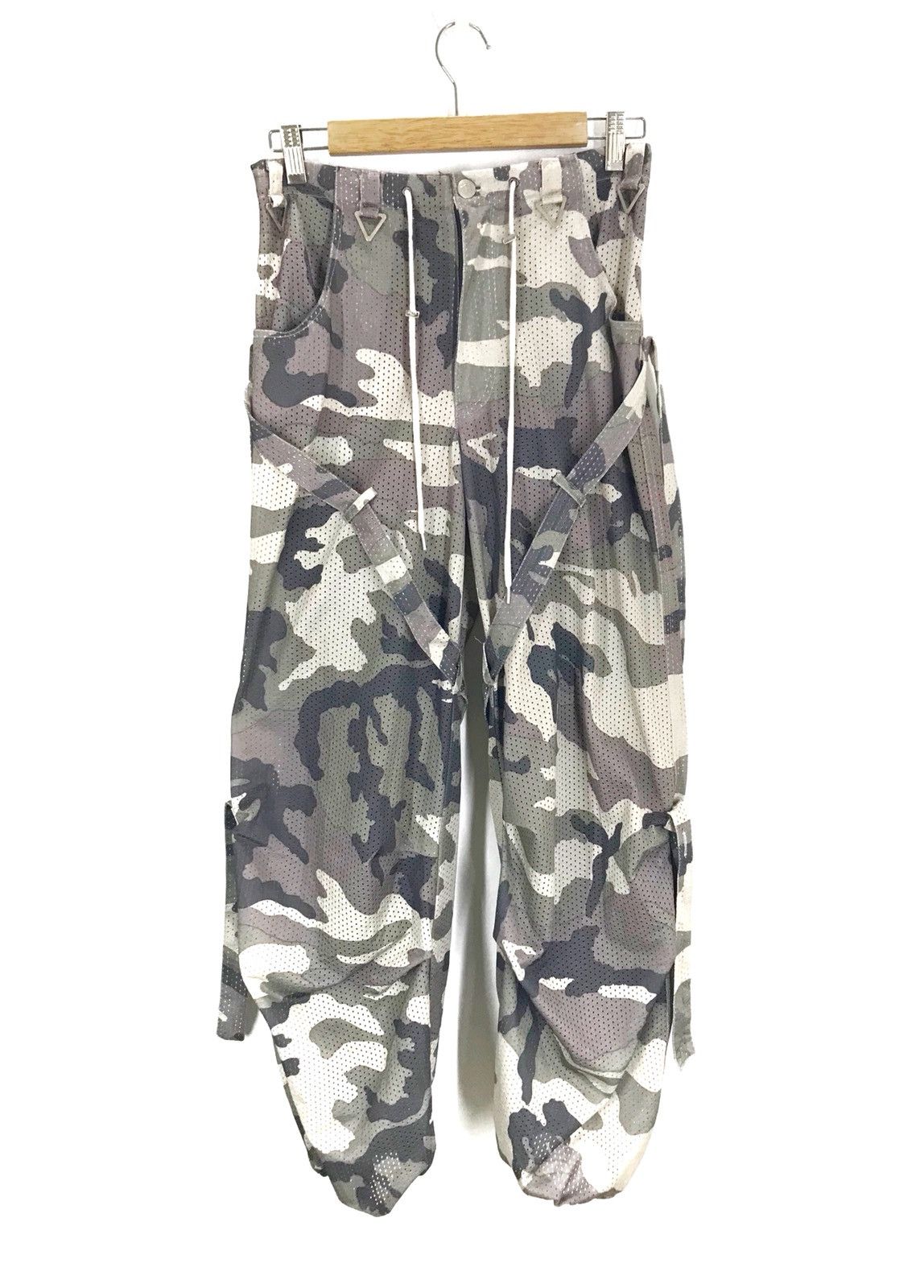 If Six Was Nine R-LONDON Camouflage Mesh Bondage Parachute Urban Cargo Pant Size US 29 - 3 Thumbnail