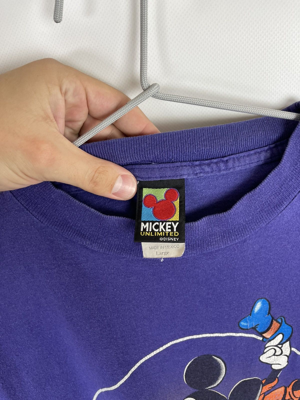 Mickey Mouse Mickey Mouse vintage 90s Donald Duck Goofy big logo tee Size US L / EU 52-54 / 3 - 7 Thumbnail