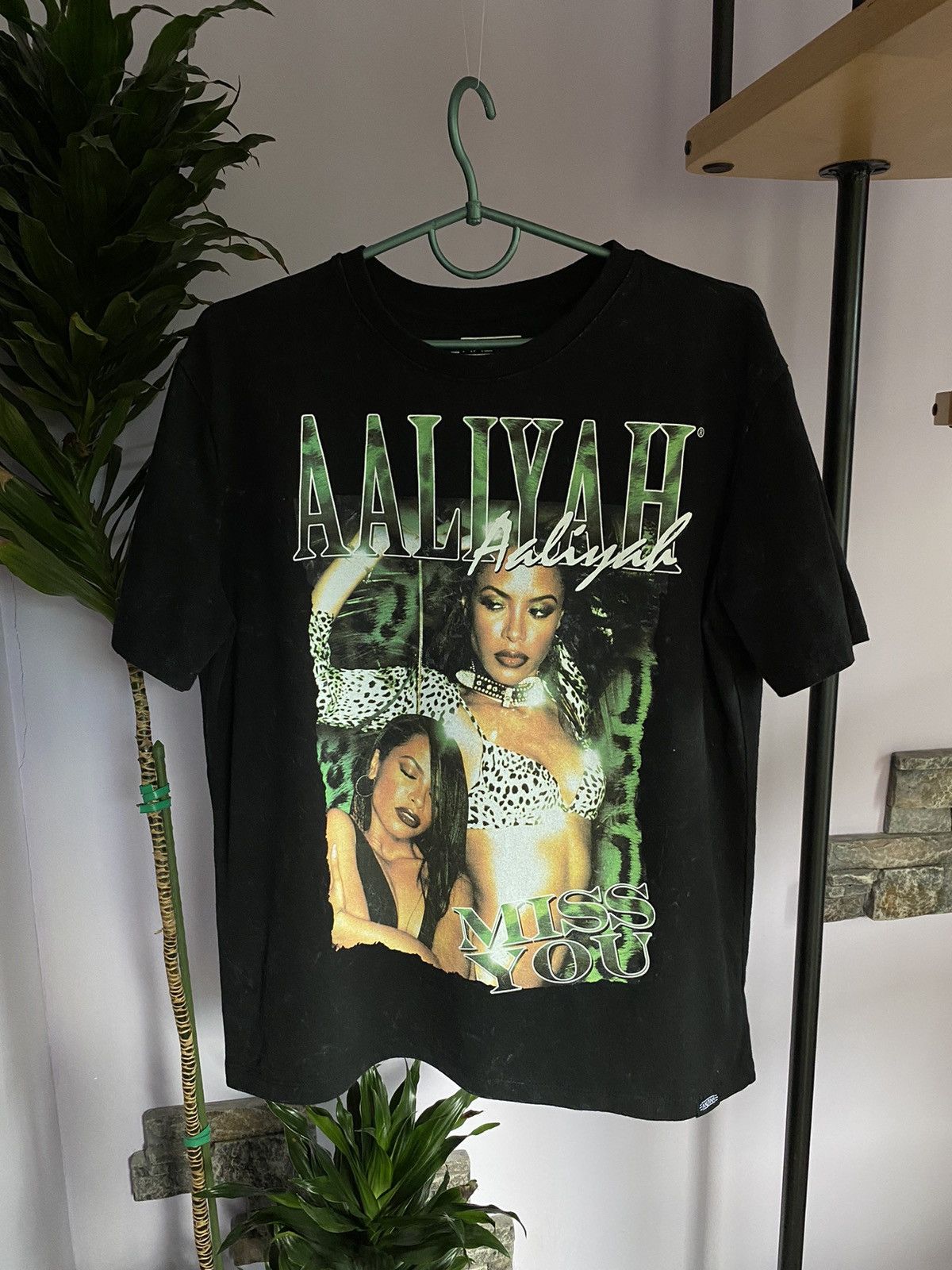 Band Tees × Rap Tees AALIYAH miss you tshirt rap tee band tee Size US M / EU 48-50 / 2 - 1 Thumbnail