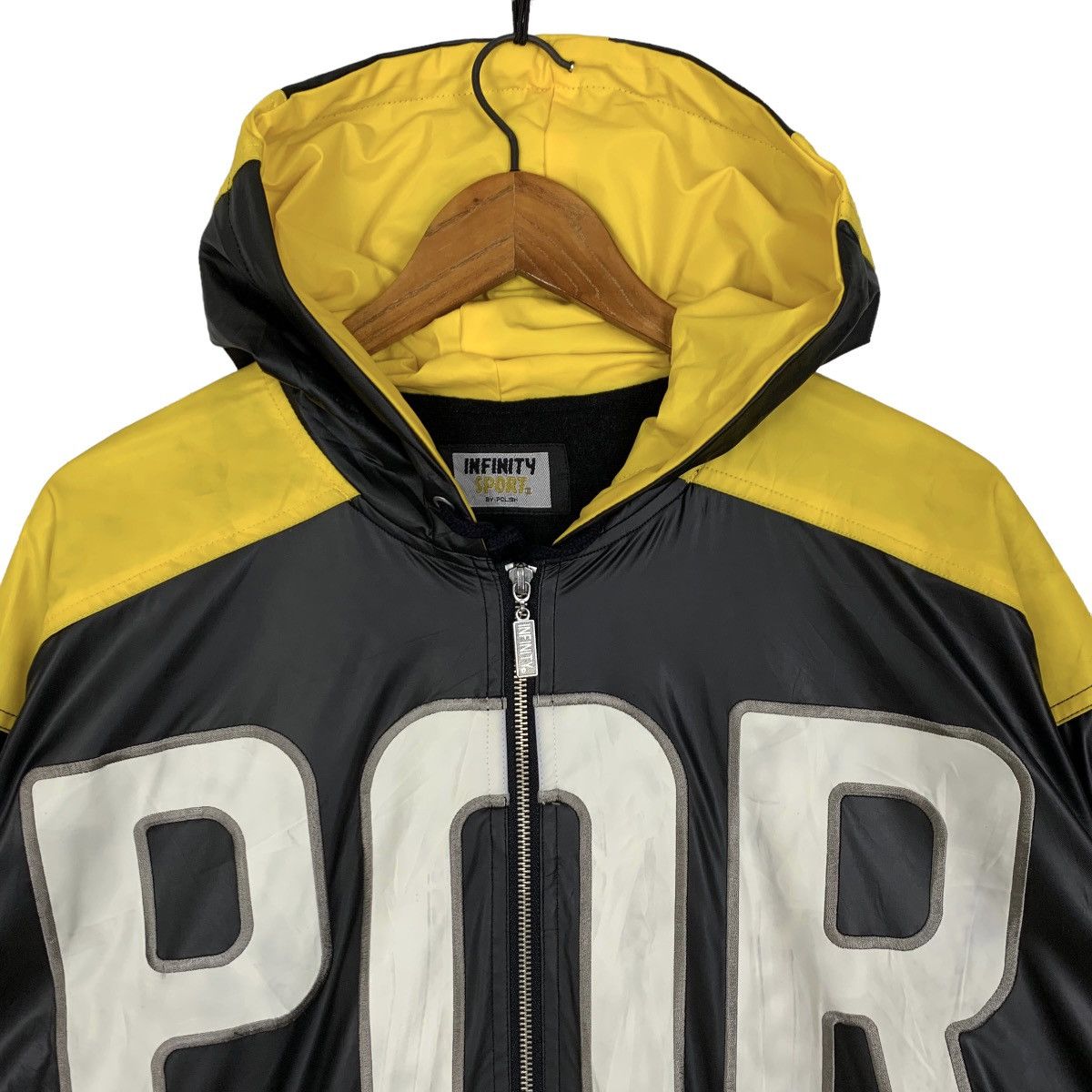 Japanese Brand Vintage Infinity Sport Embroidery Pvc Zip Up Hoodie Jacket Size US XL / EU 56 / 4 - 3 Thumbnail