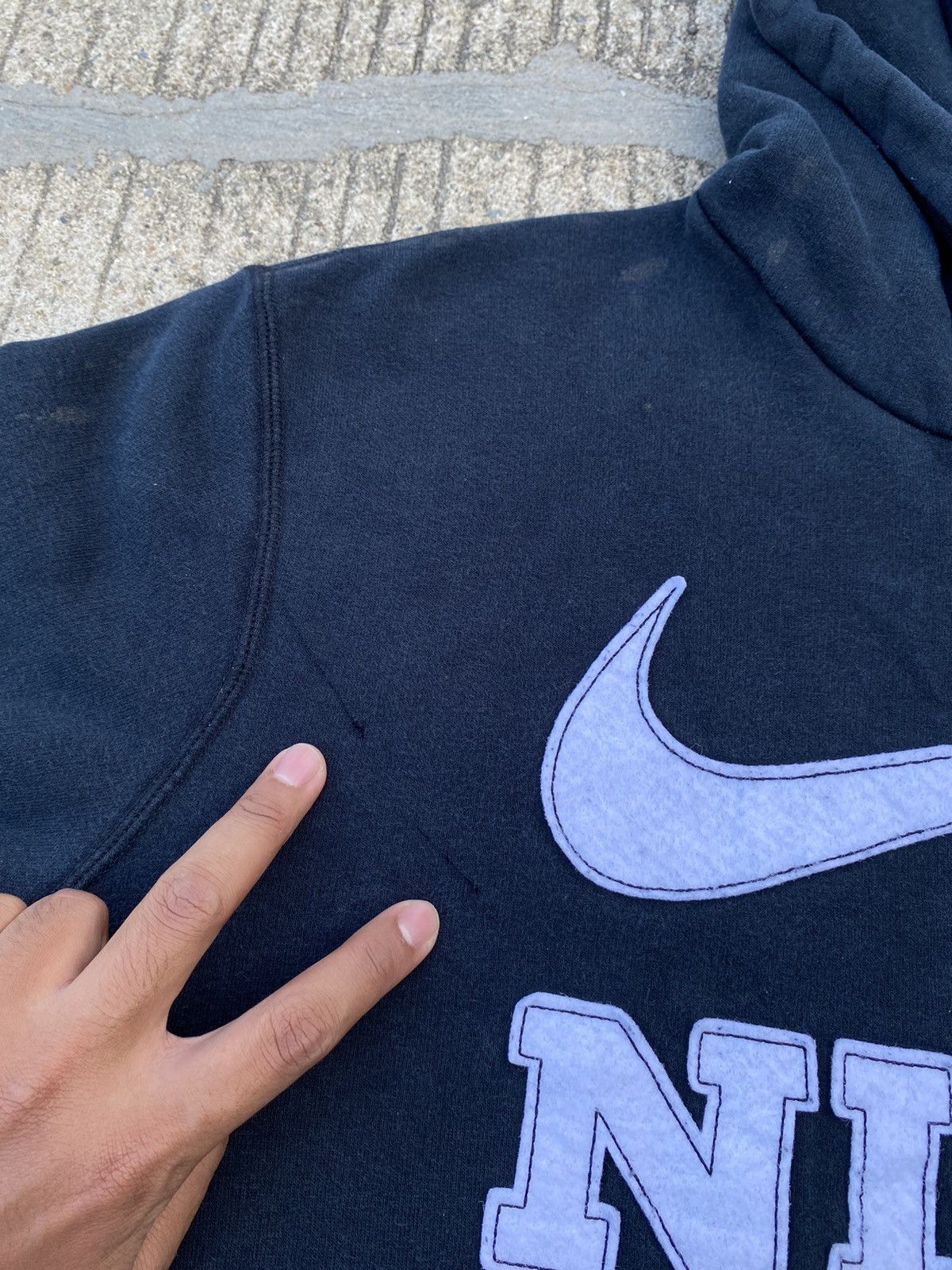 Nike Vintage Nike Spell out Hoodie Faded Size US XL / EU 56 / 4 - 13 Thumbnail