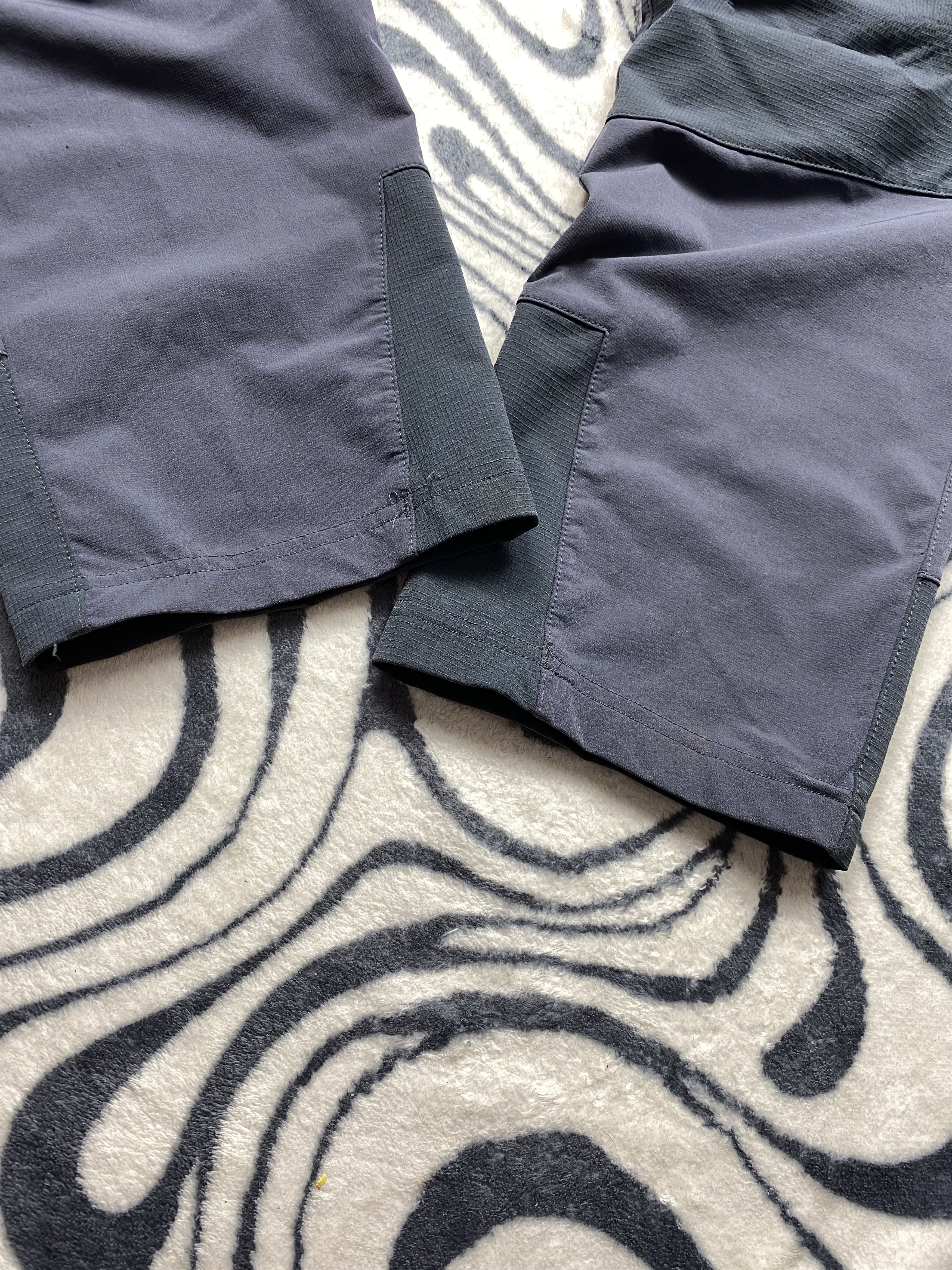 Berghaus Berghaus Mens Outdoor Trekking Pants Y2K Size US 34 / EU 50 - 6 Thumbnail