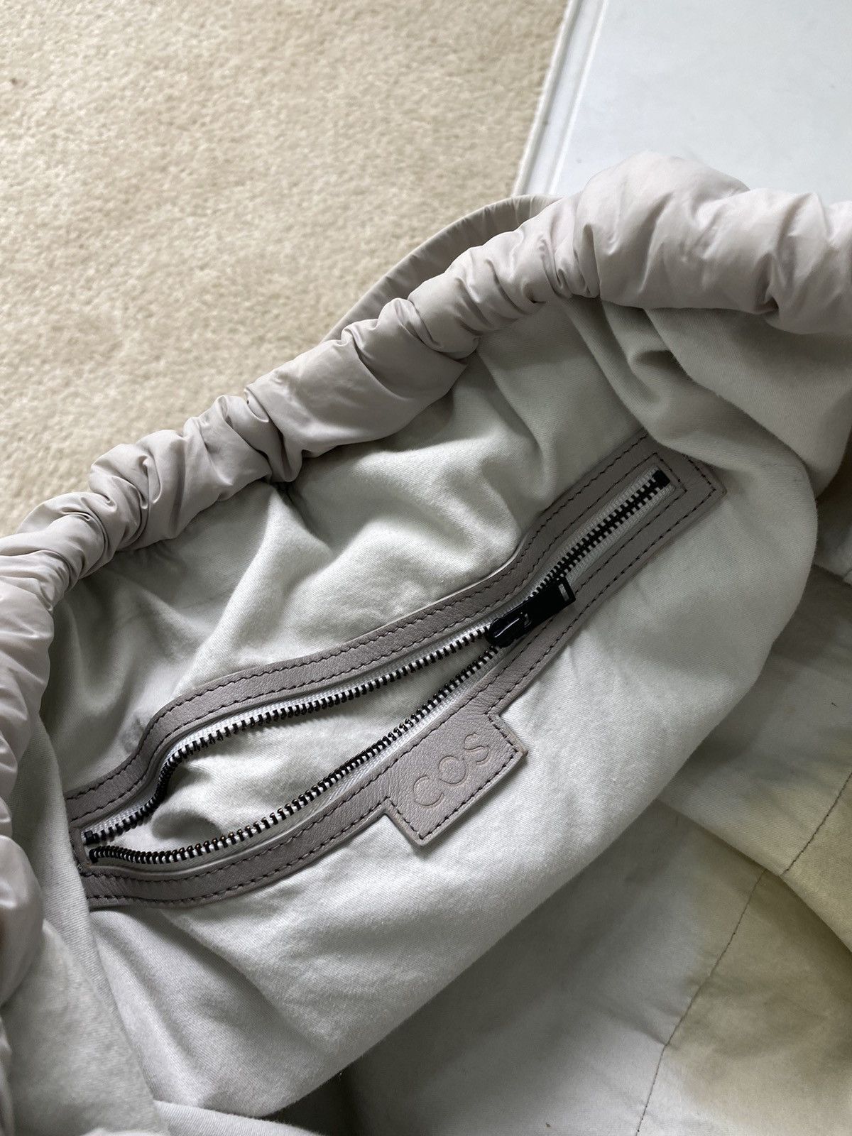 Cos COS QUILTED OVERSIZED SHOULDER BAG Size ONE SIZE - 3 Thumbnail