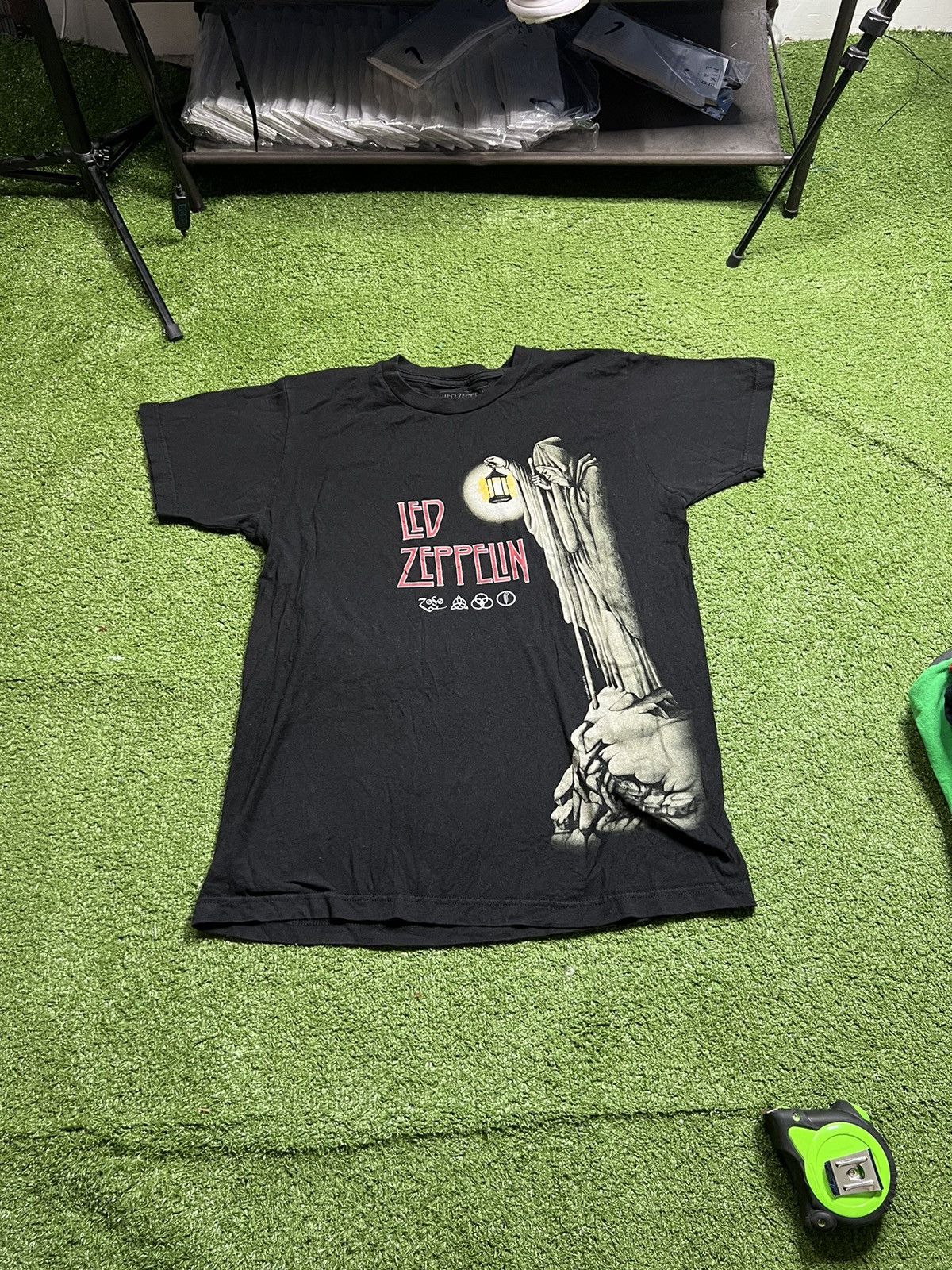 Led Zeppelin Official Band T-Shirt - Faded Falling Logo Design In Black | Men's Casual Cotton Tee