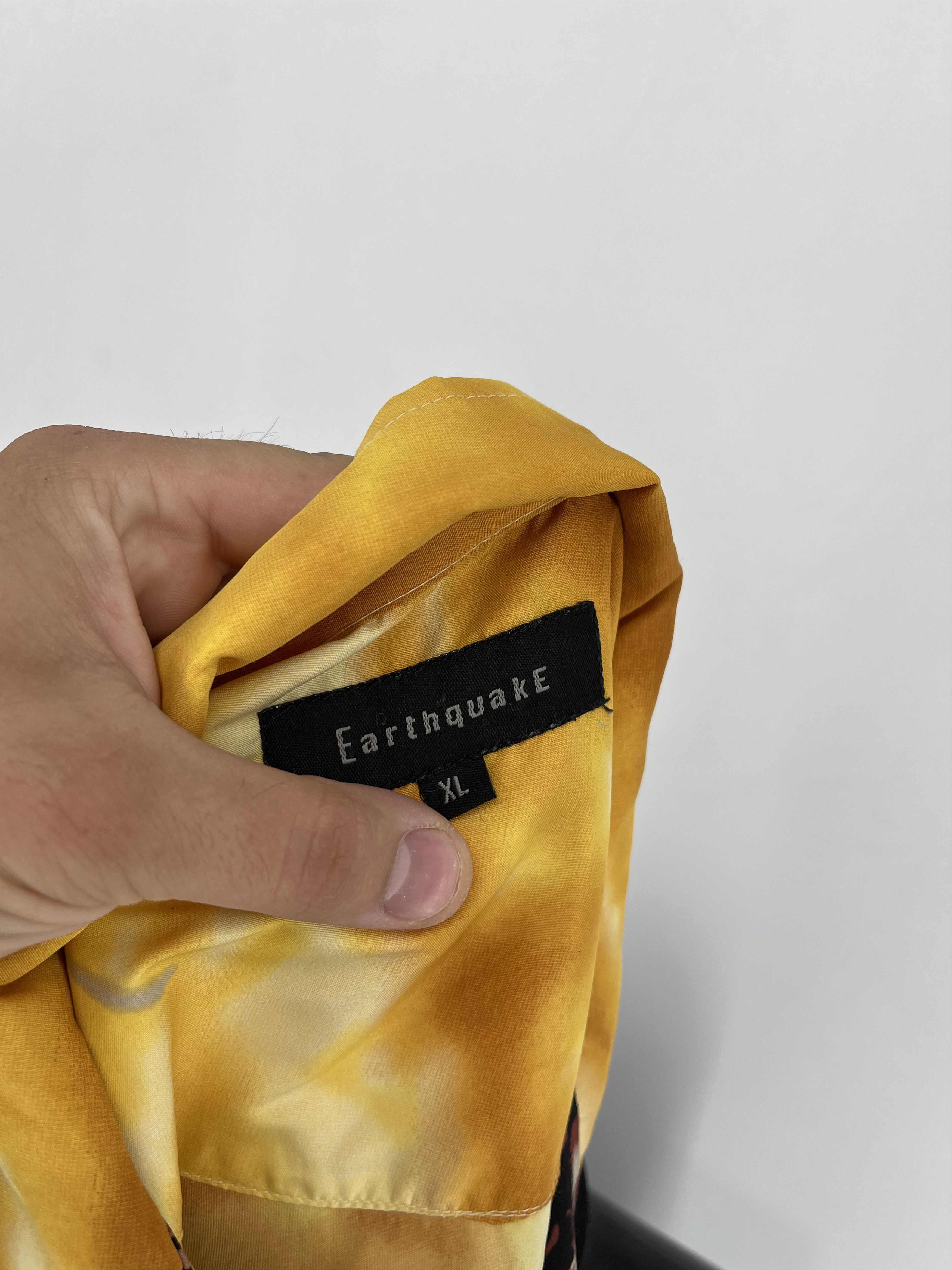 Japanese Brand Vintage Japanese Dragon Yellow Hawaiian Crazy Shirt Size US XL / EU 56 / 4 - 8 Thumbnail