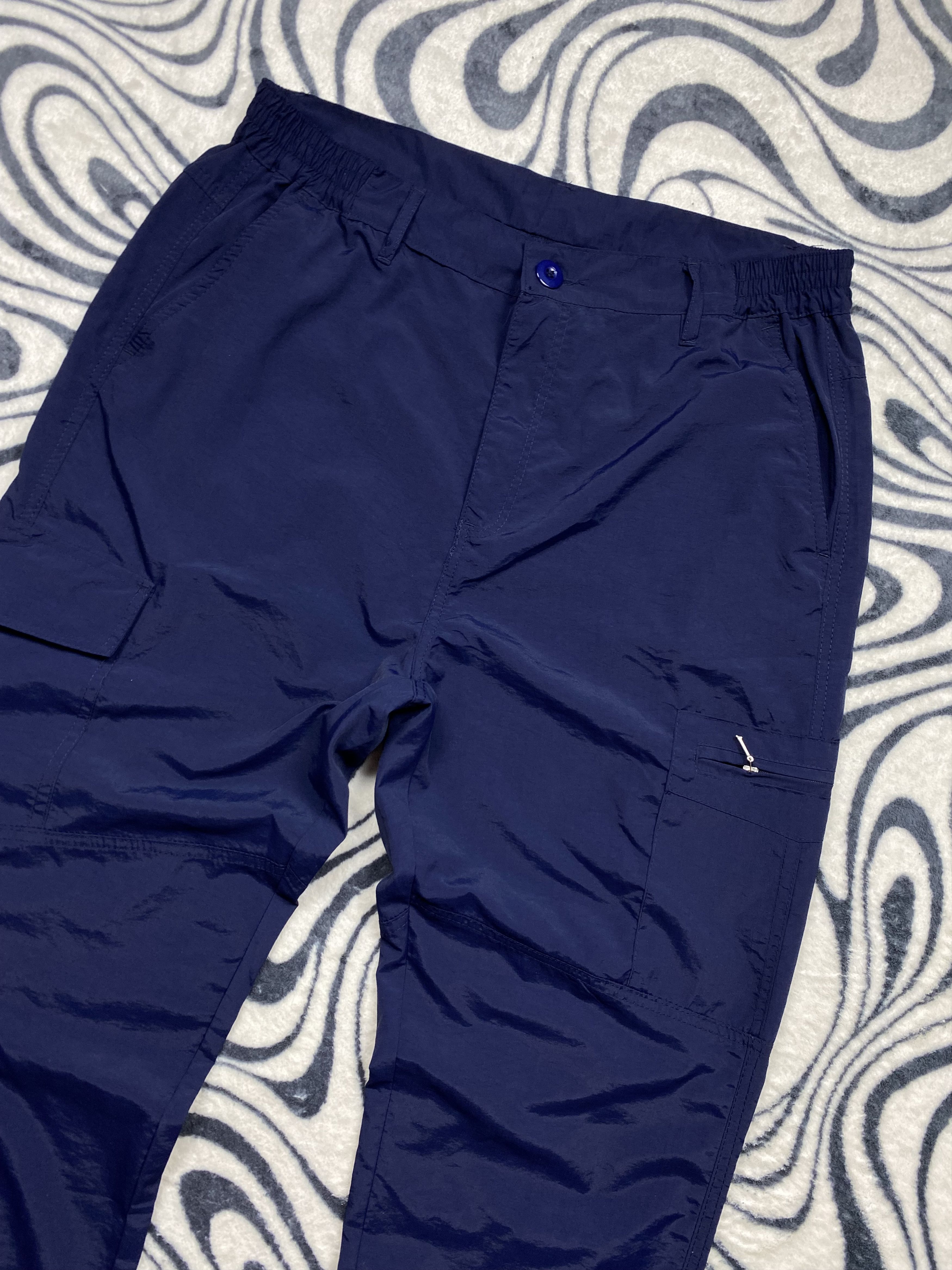20471120 Japanese Vintage Mens Nylon Cargo Pants Y2K Size US 36 / EU 52 - 2 Thumbnail