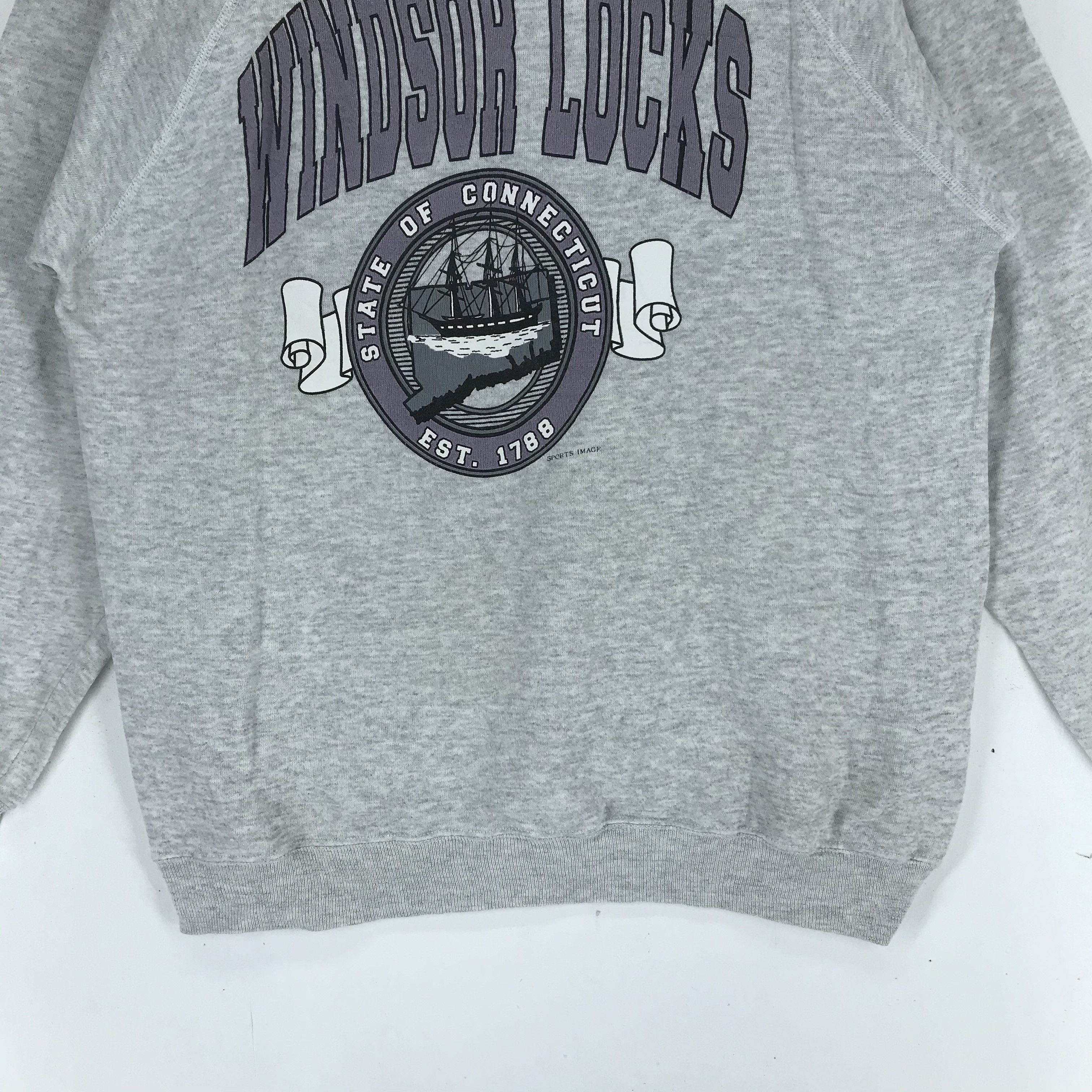 Hanes Vintage WINDSOR LOCKS Big Logo Sweatshirts #2268-89 Size XL / US 12-14 / IT 48-50 - 4 Thumbnail