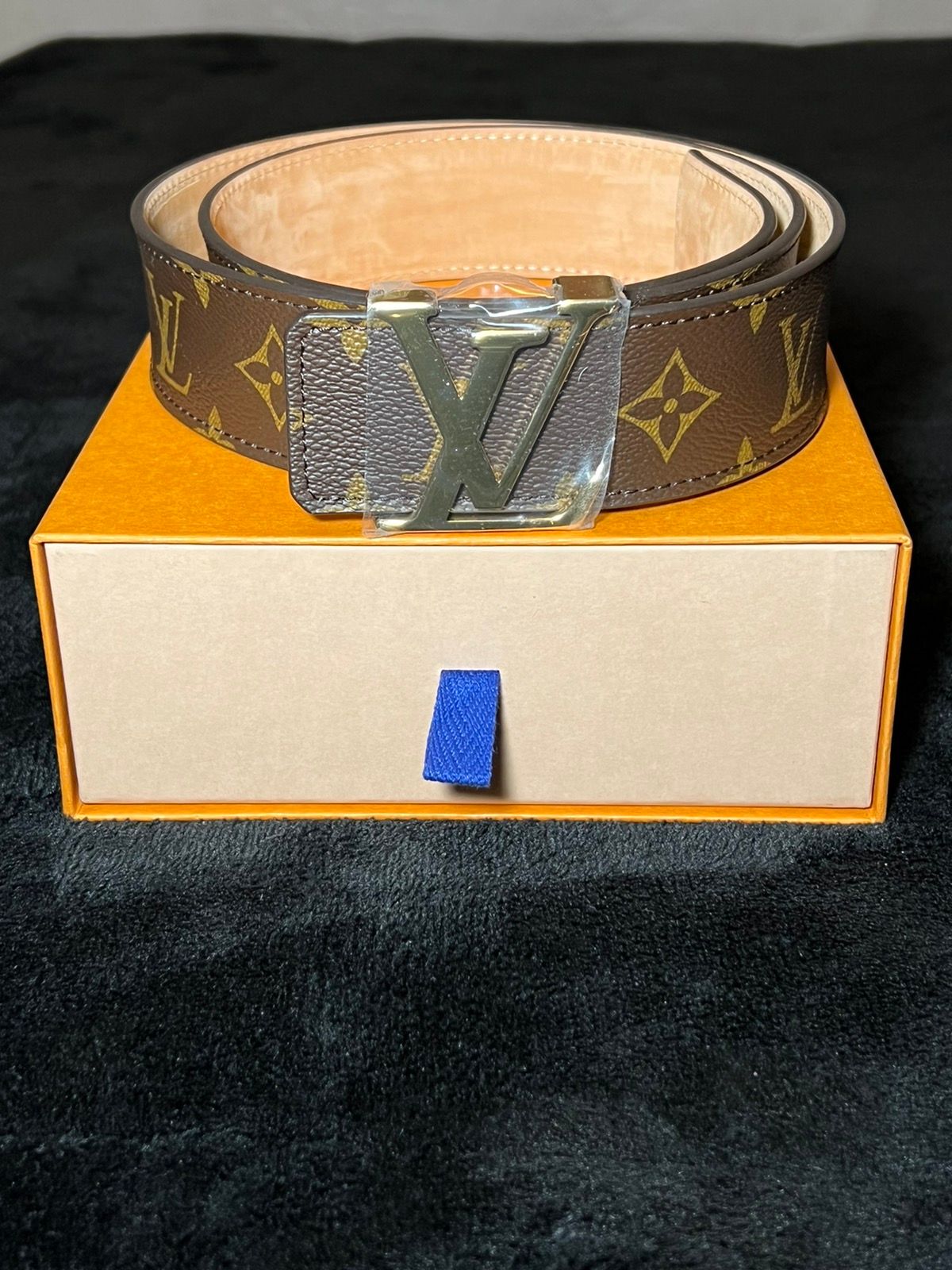 Louis Vuitton New Louis Vuitton Monogram LV Belt 38/95 M9608