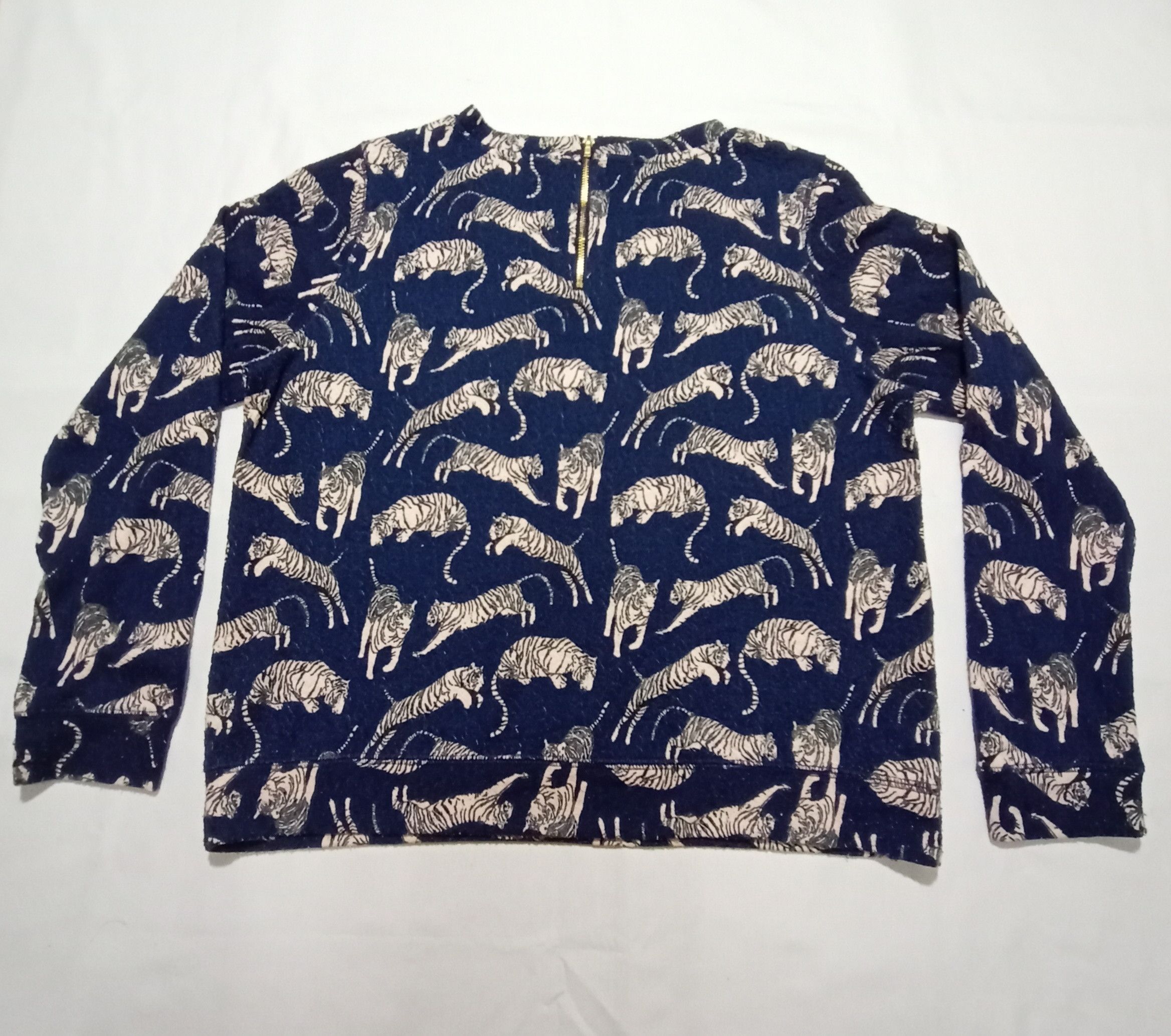 H&M H&M Animal Full Printed Tiger Half Zip At Back Tee Size S / US 4 / IT 40 - 2 Thumbnail