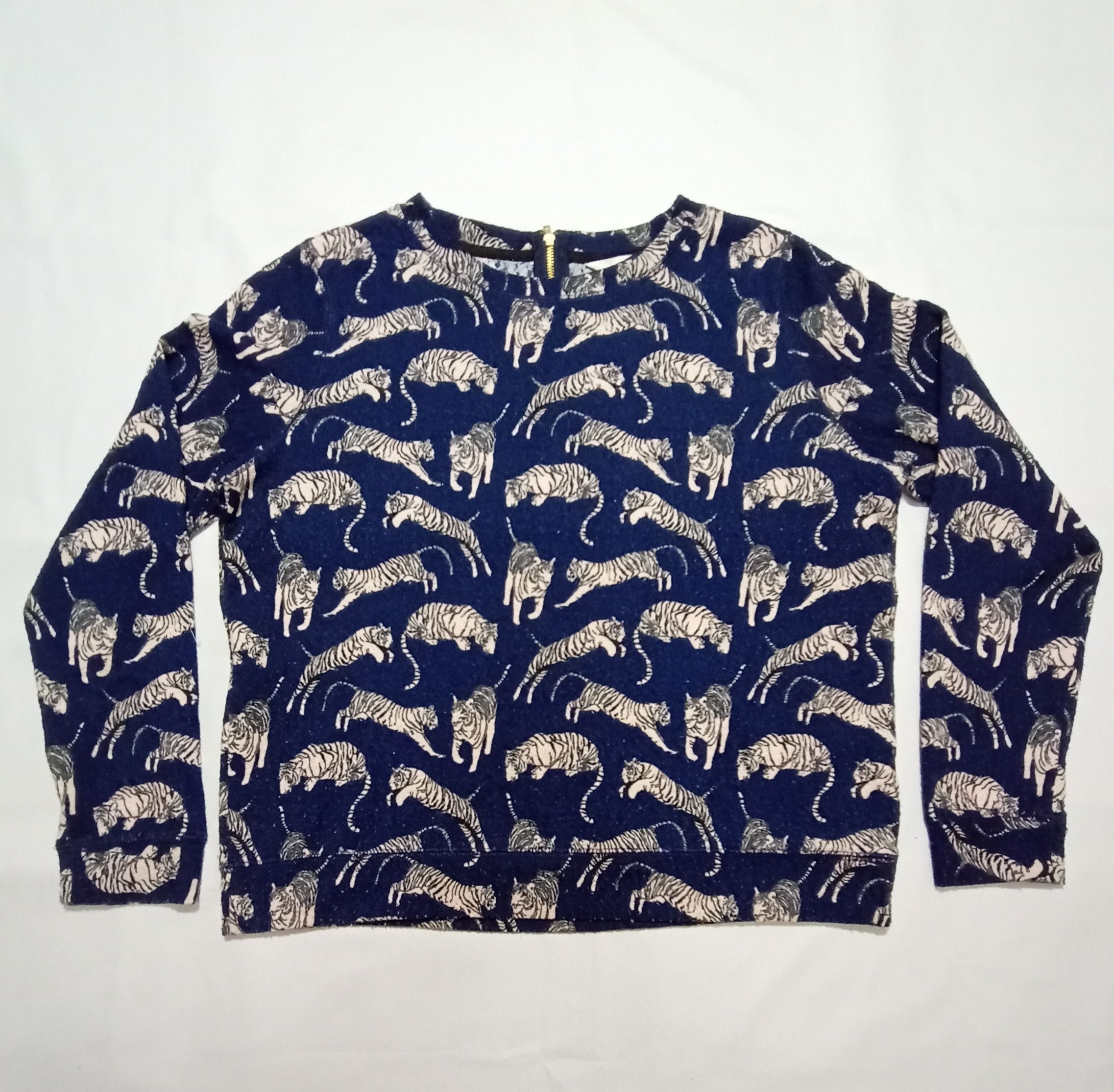 H&M H&M Animal Full Printed Tiger Half Zip At Back Tee Size S / US 4 / IT 40 - 1 Thumbnail