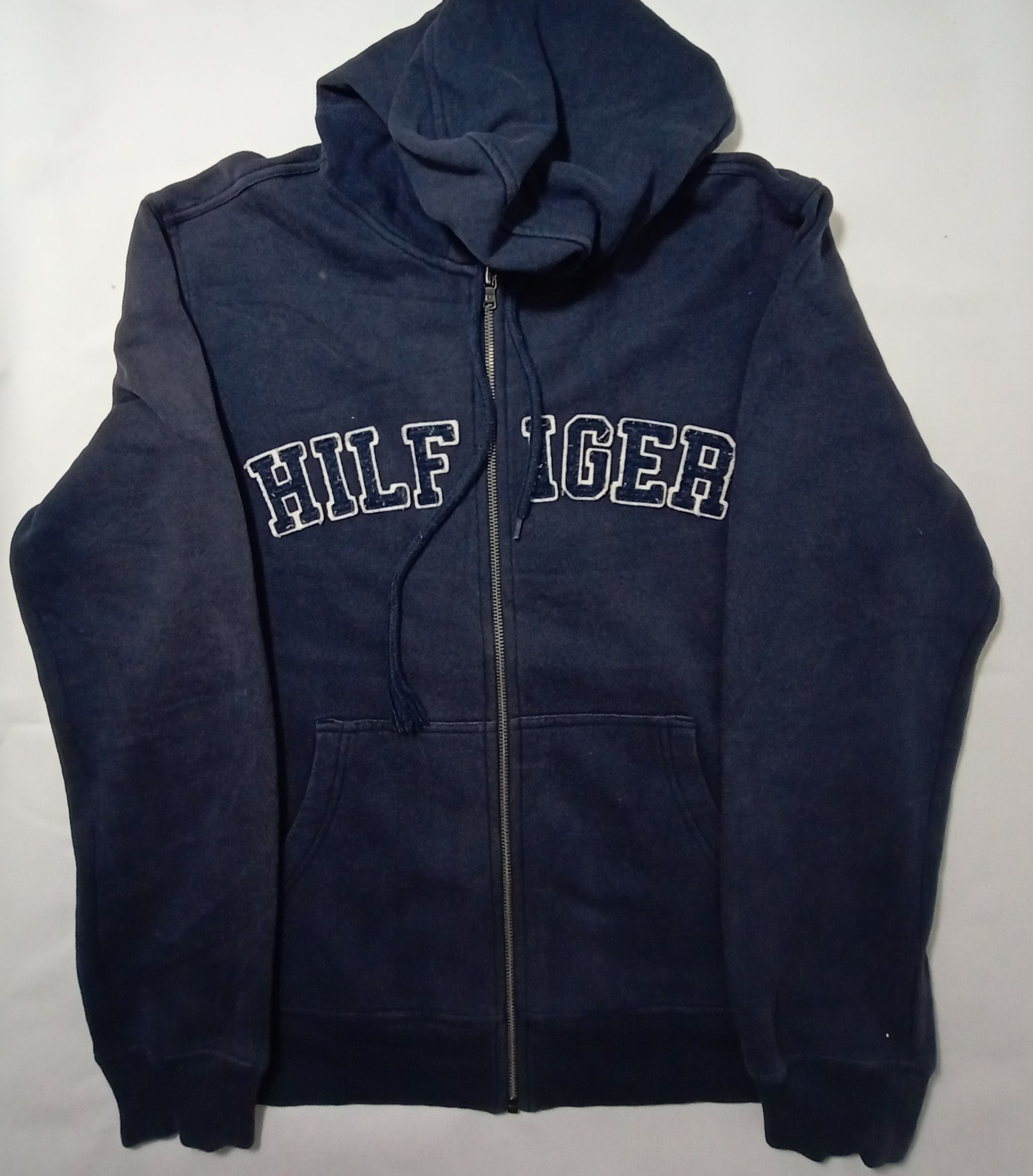 Tommy Hilfiger Vintage Tommy Hilfiger Sweatshirts Zipper Hoodies Size US S / EU 44-46 / 1 - 1 Thumbnail