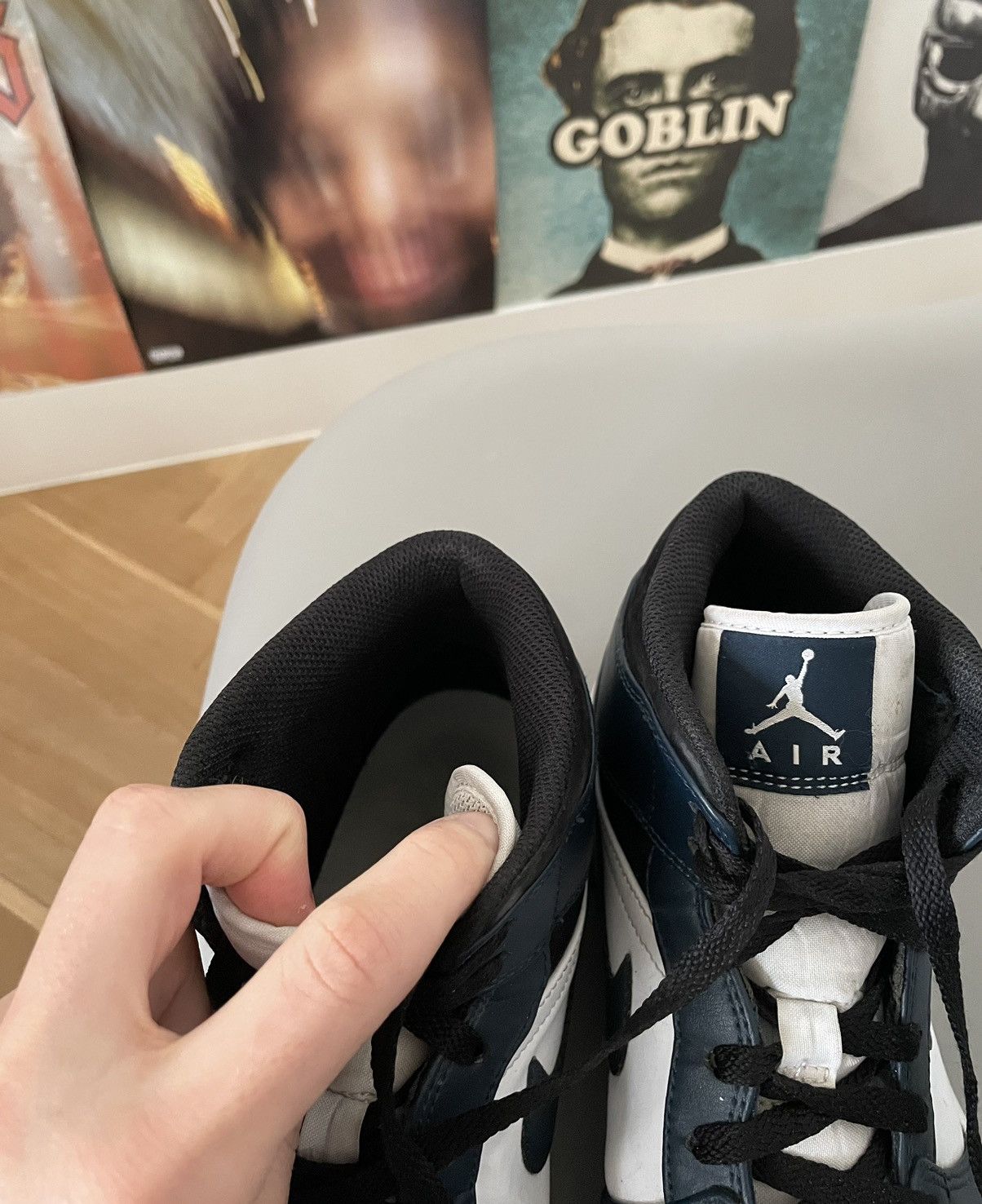 Nike Jordan 1 Mid Armory Navy Rare Nike Sneakers Streetwear Hype Size US 12 / EU 45 - 8 Thumbnail