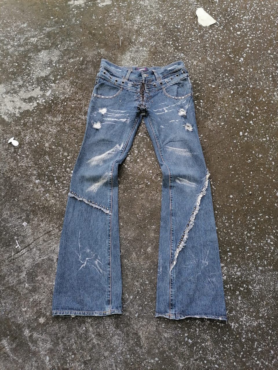 Other Low Box Double Waist Womenwear Distressed Denim Jeans Size 33" - 1 Thumbnail