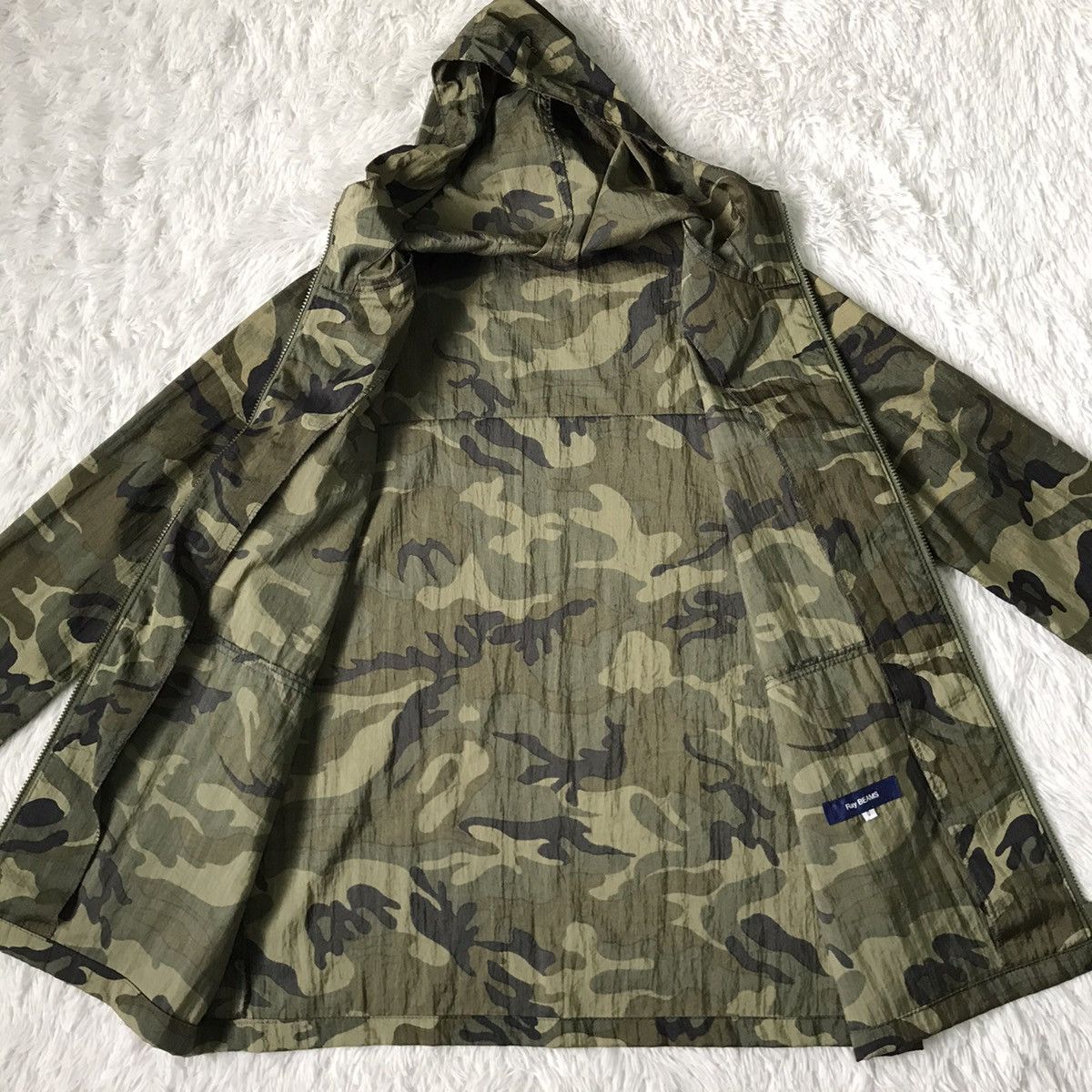 Japanese Brand Ray BEAMS Military Camo Hoodie Zipper Jacket Made in Japan Size US M / EU 48-50 / 2 - 16 Thumbnail