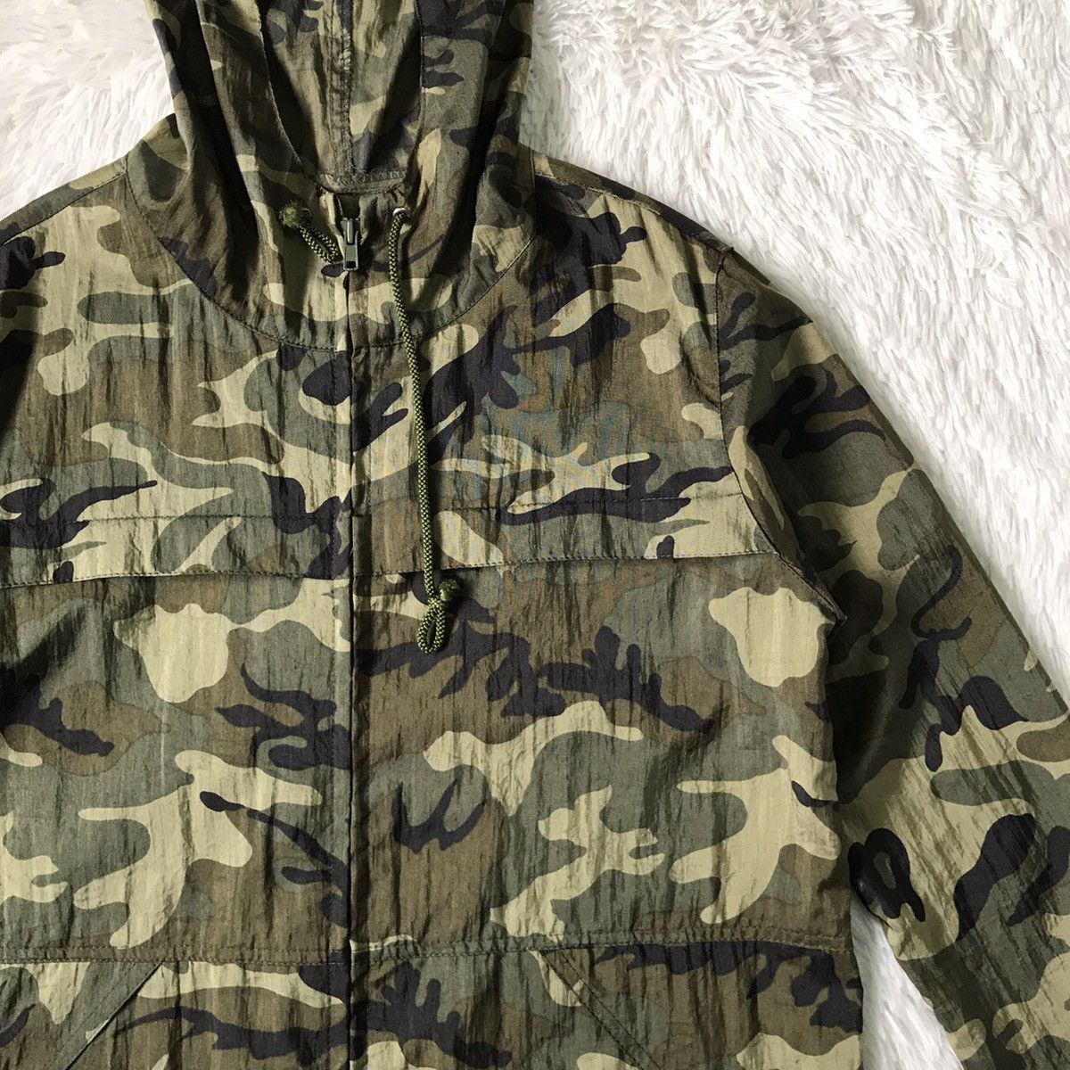 Japanese Brand Ray BEAMS Military Camo Hoodie Zipper Jacket Made in Japan Size US M / EU 48-50 / 2 - 4 Thumbnail